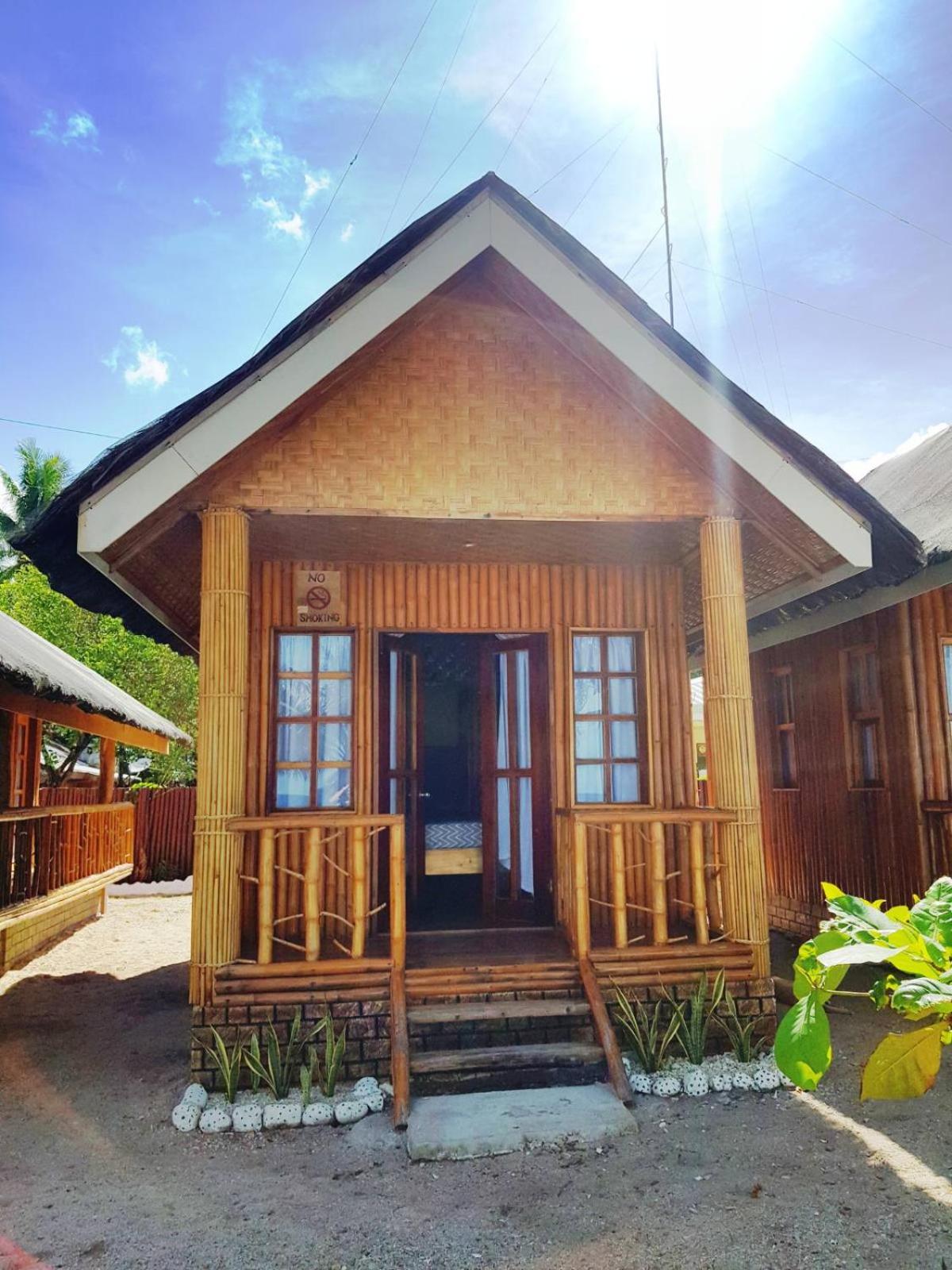 Bungalow - Beach Front photo 2