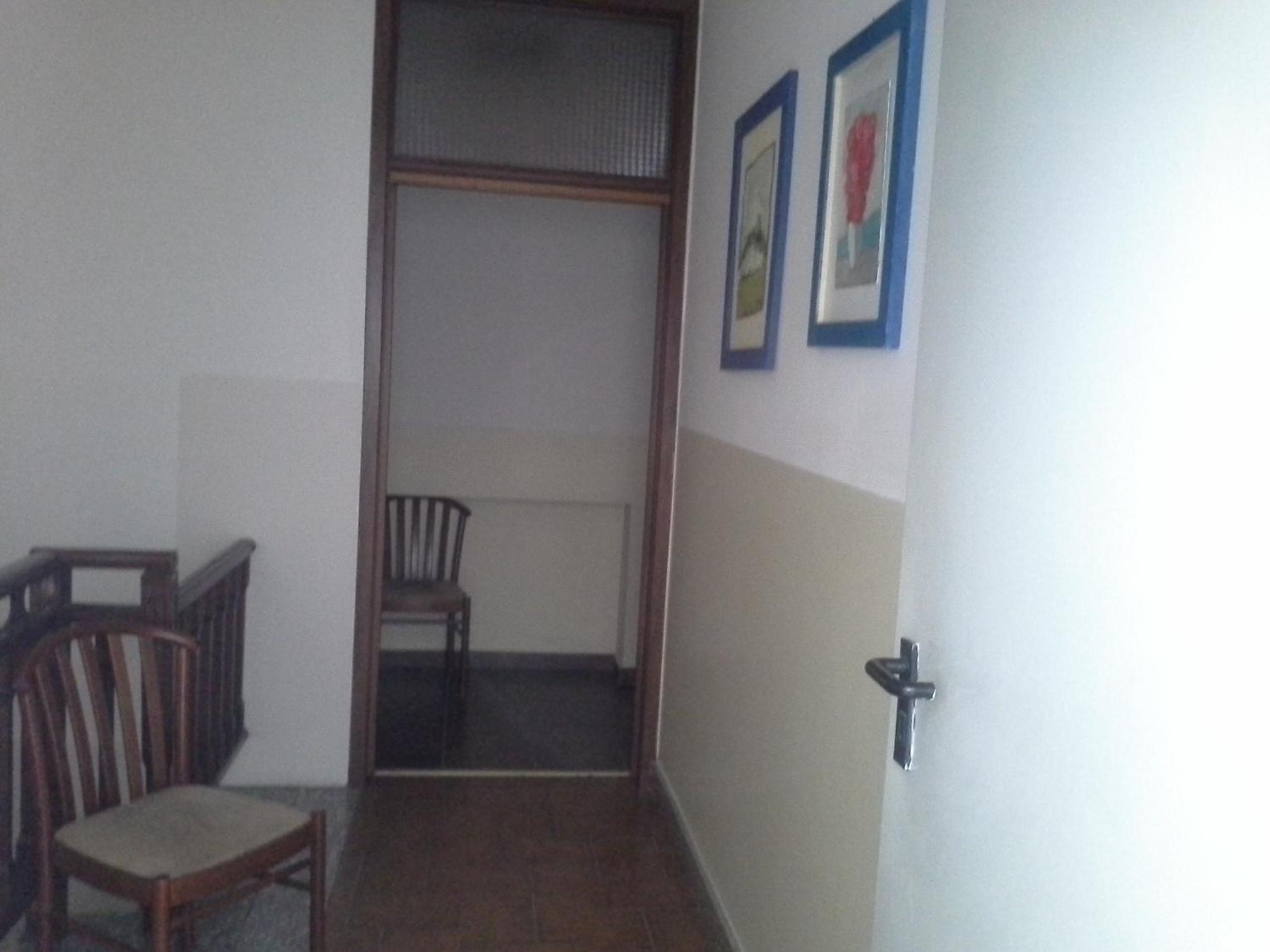 Quadruple Room with Private Bathroom - Photo 4