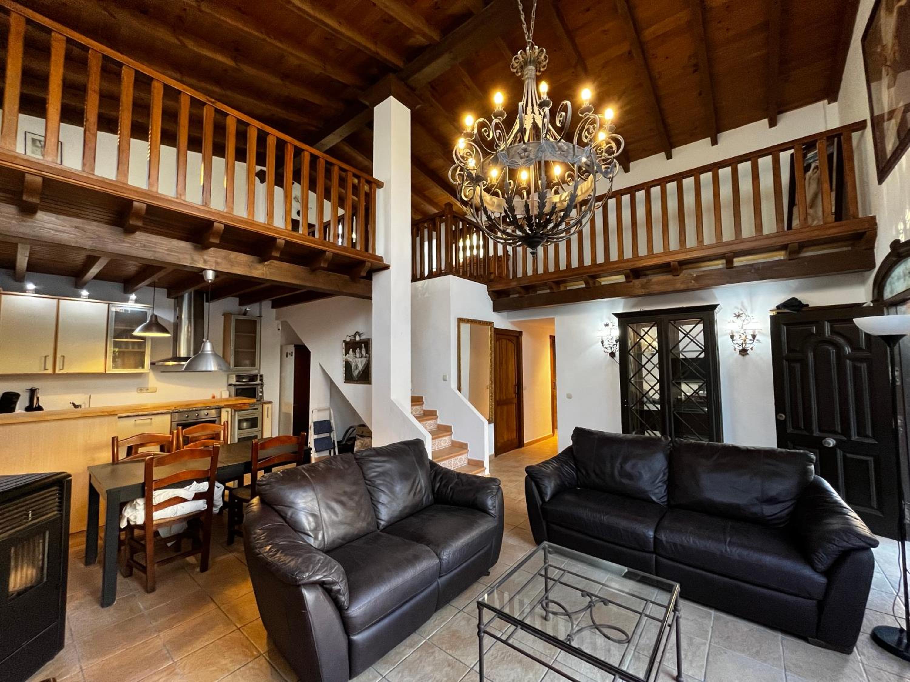 Casa de cuatro habitaciones