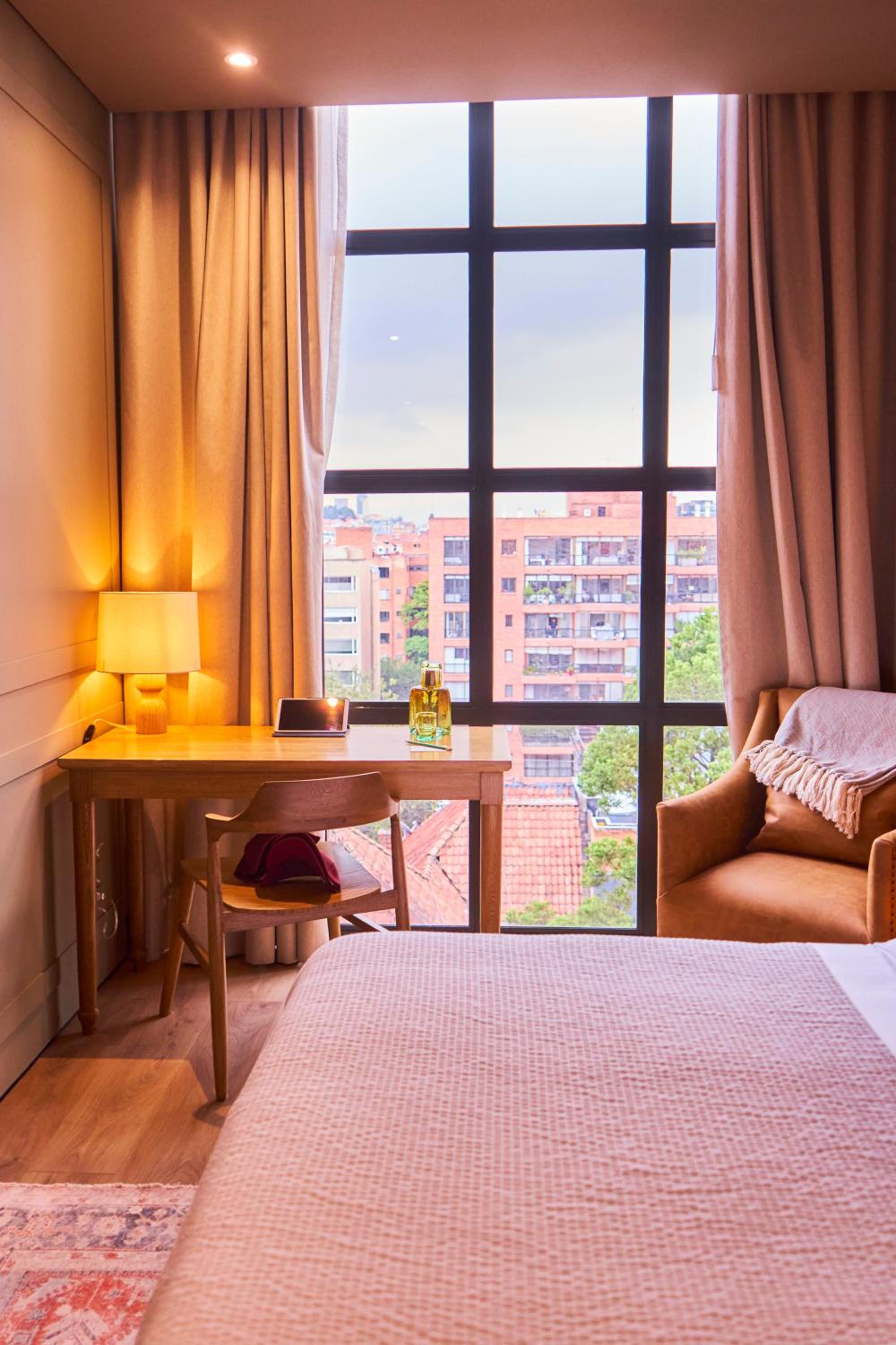 Deluxe Room - Photo 1