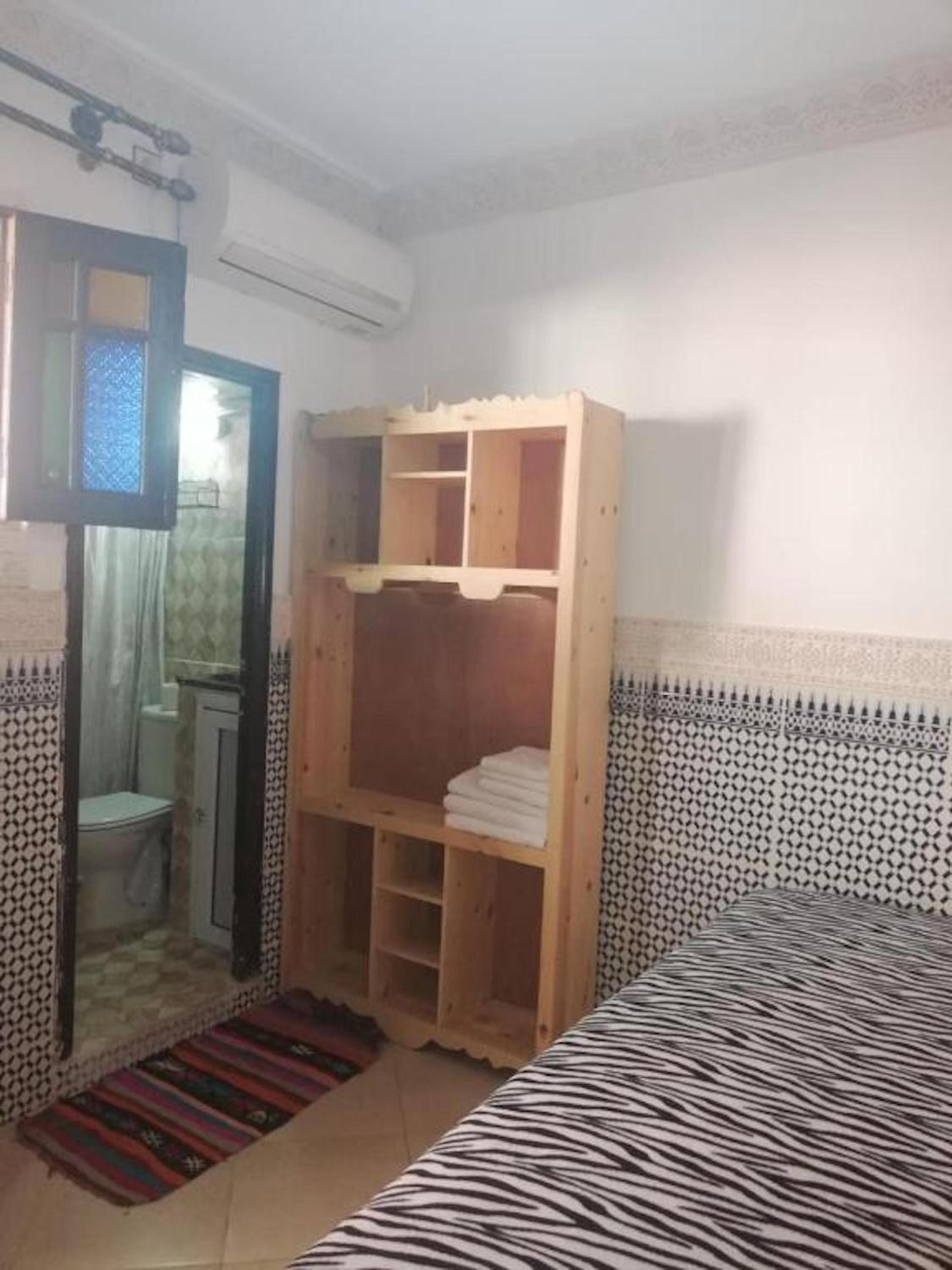 Standard Double Room - Photo 9