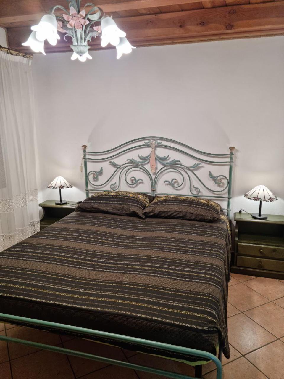 One-Bedroom House photo 1