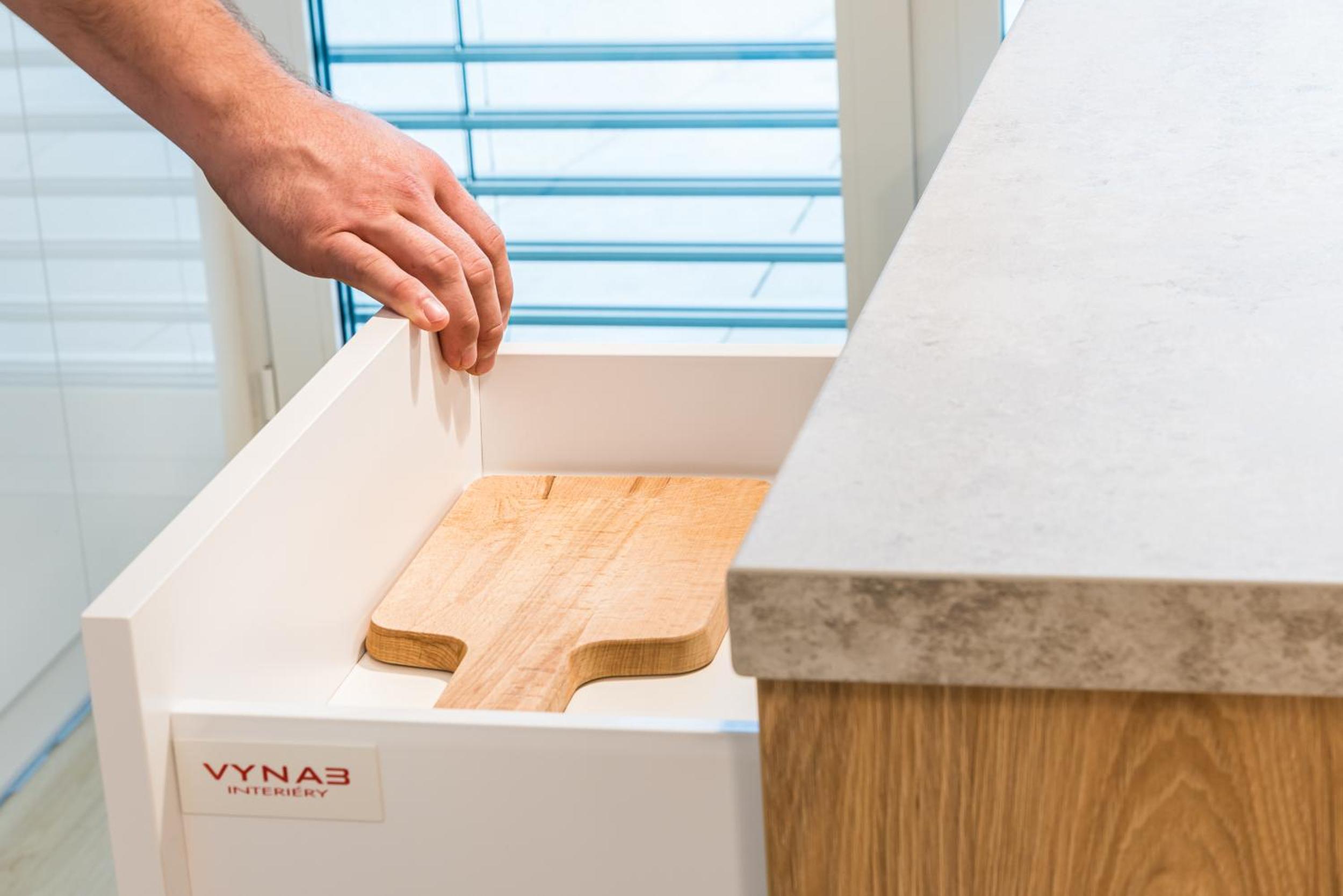 Studio with Balcony and Air Conditioning - Photo 10
