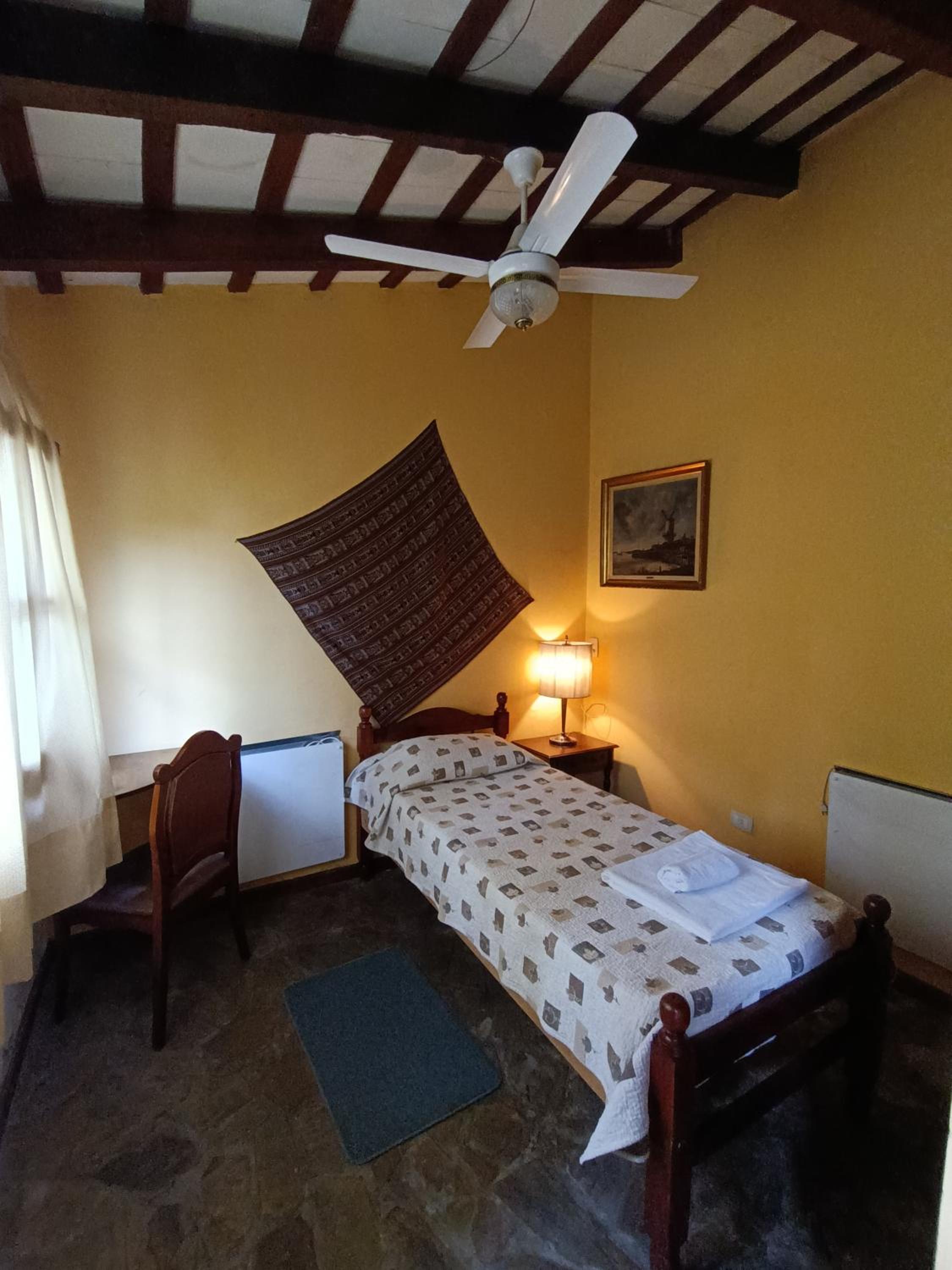 Standard Single Room with Shared Bathroom