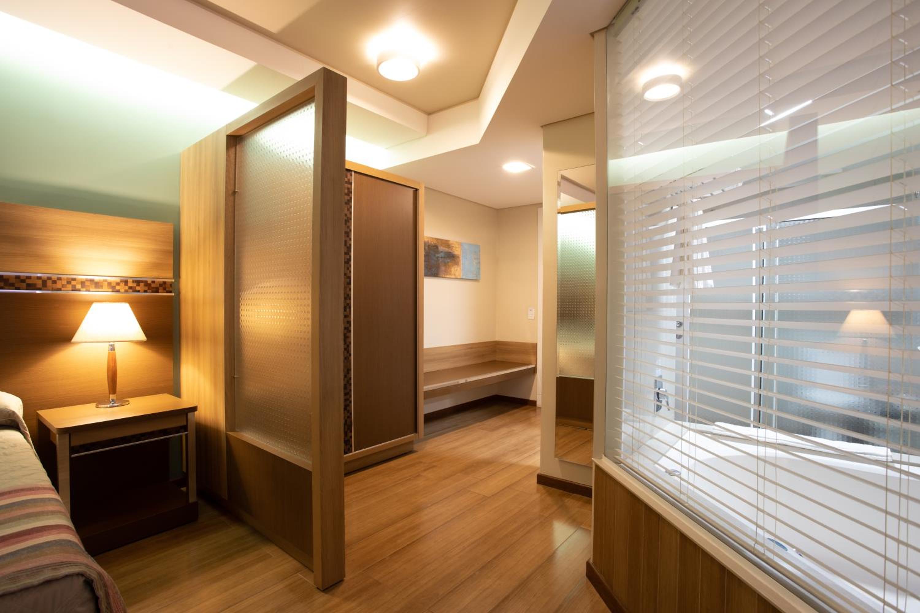 Suite with Garden View - Photo 3