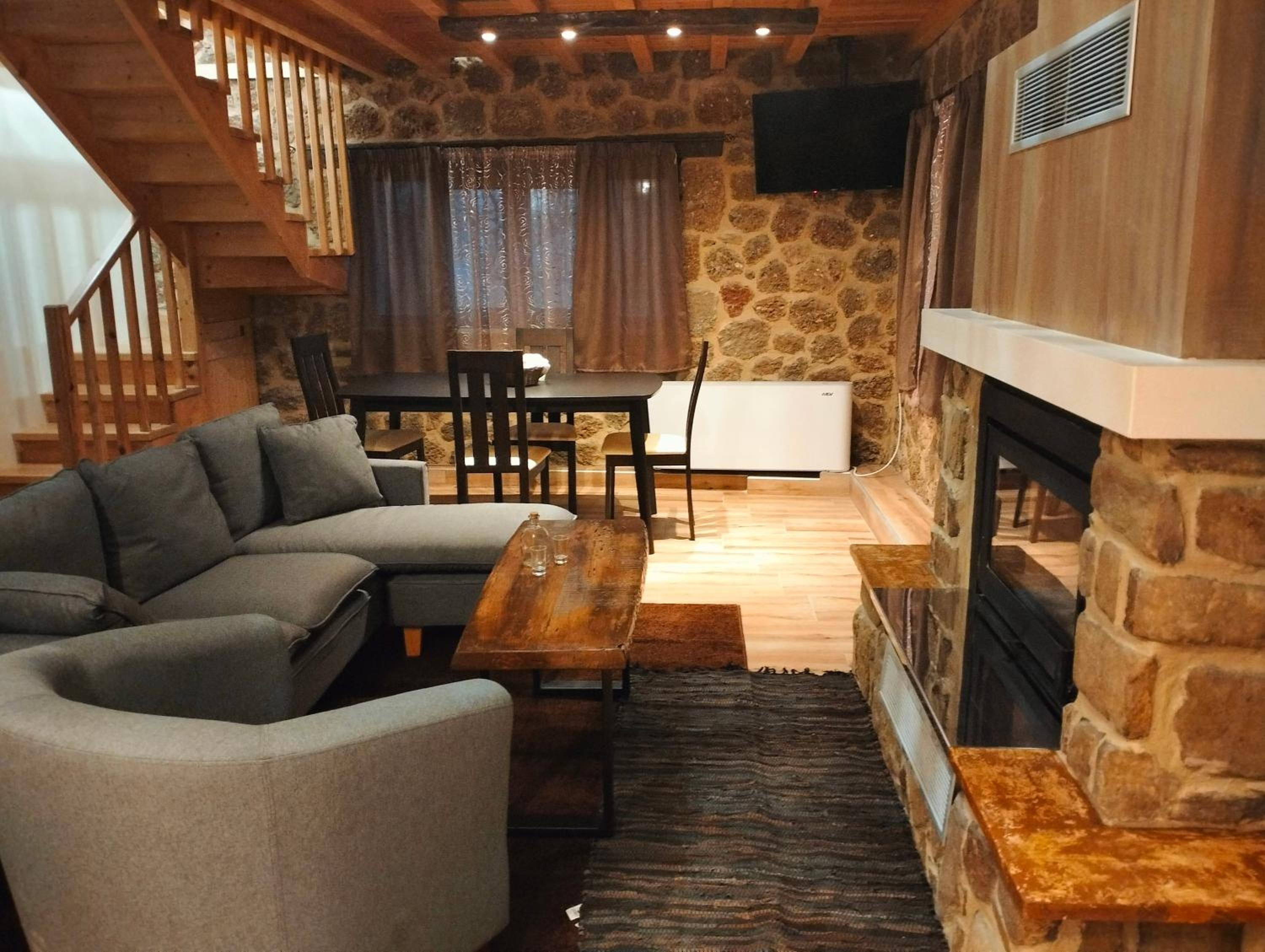 Suite with Hot Tub