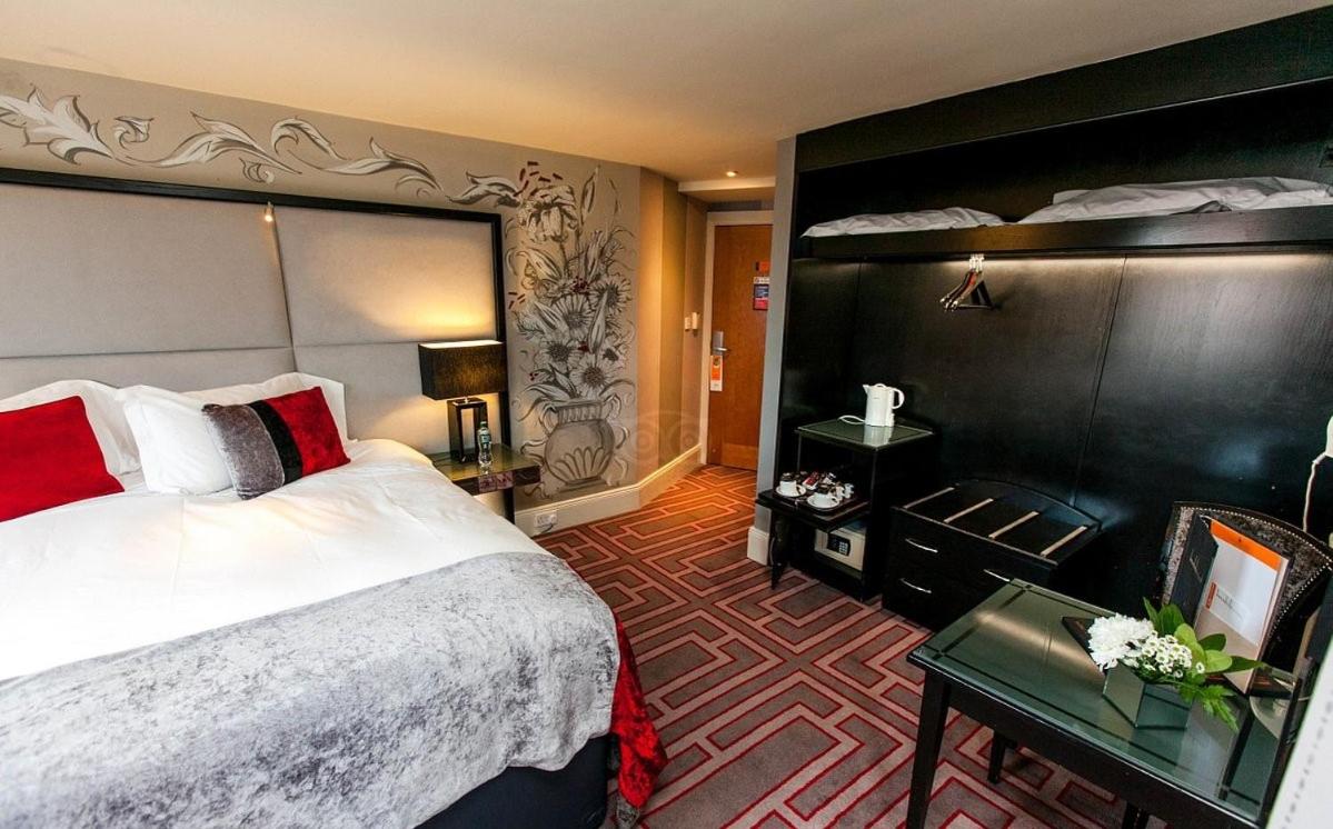 Double Room - Room Only - Photo 3