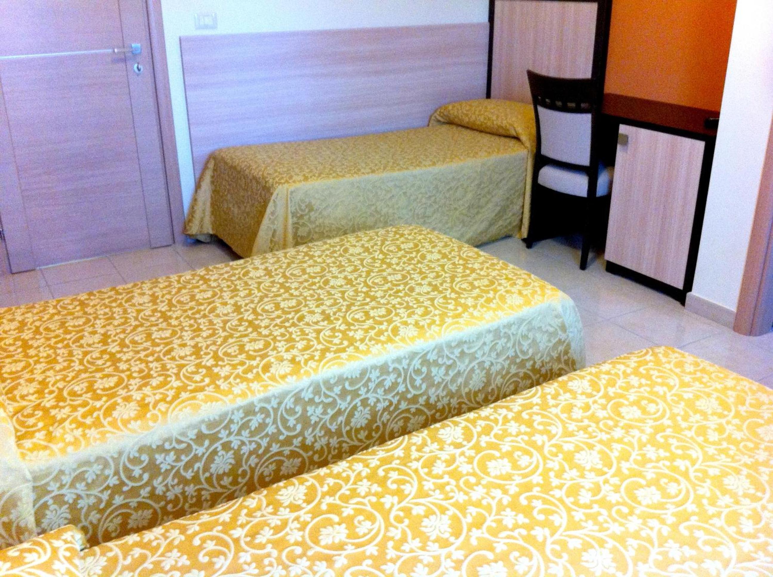 Classic Triple Room