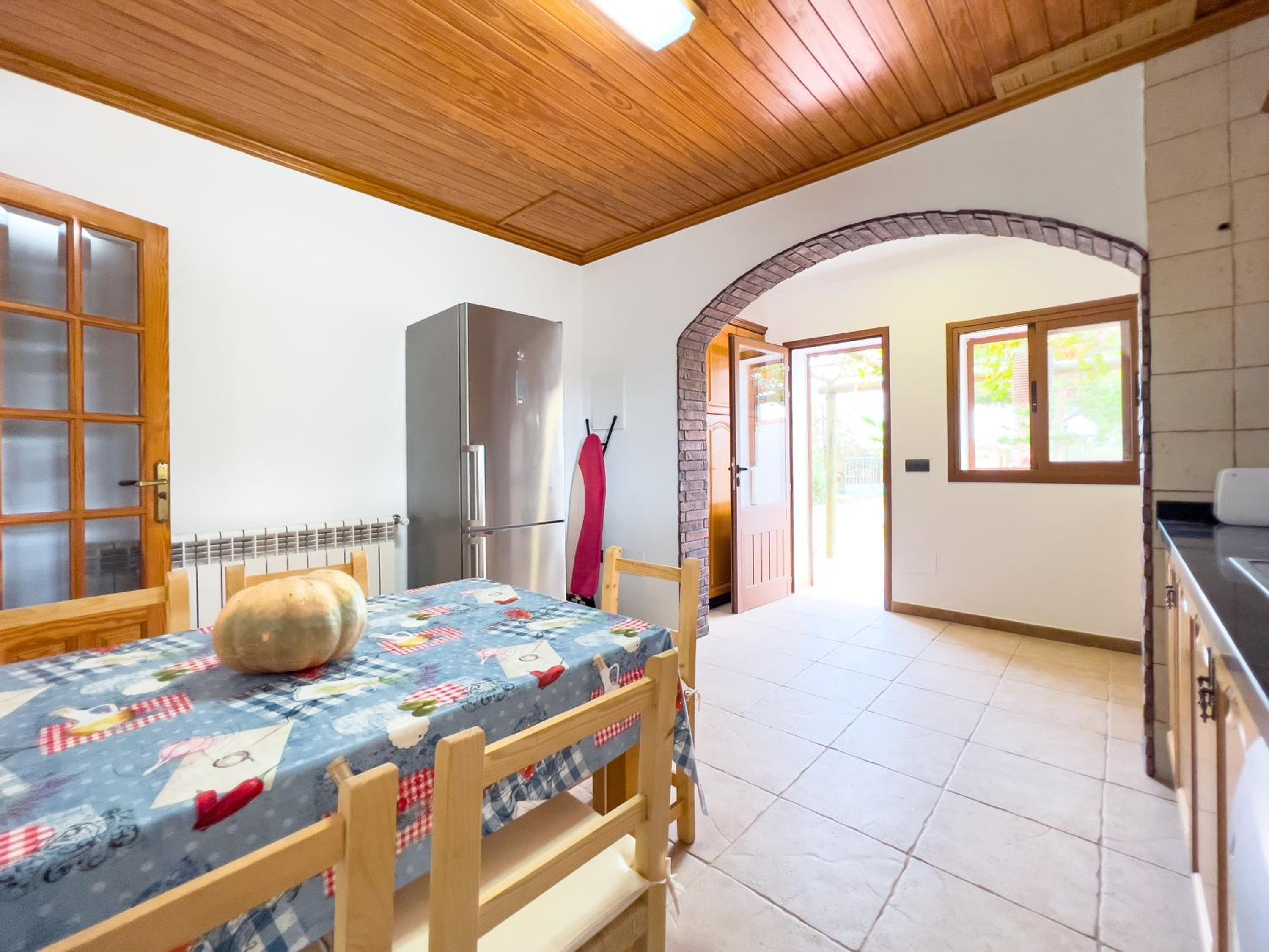 Three-Bedroom House photo 3