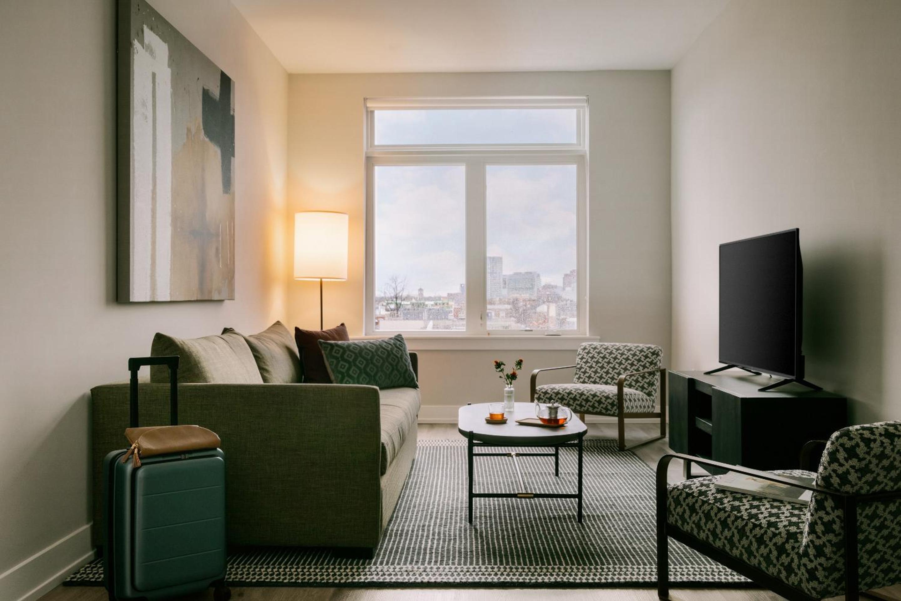 Superior One-Bedroom Apartment