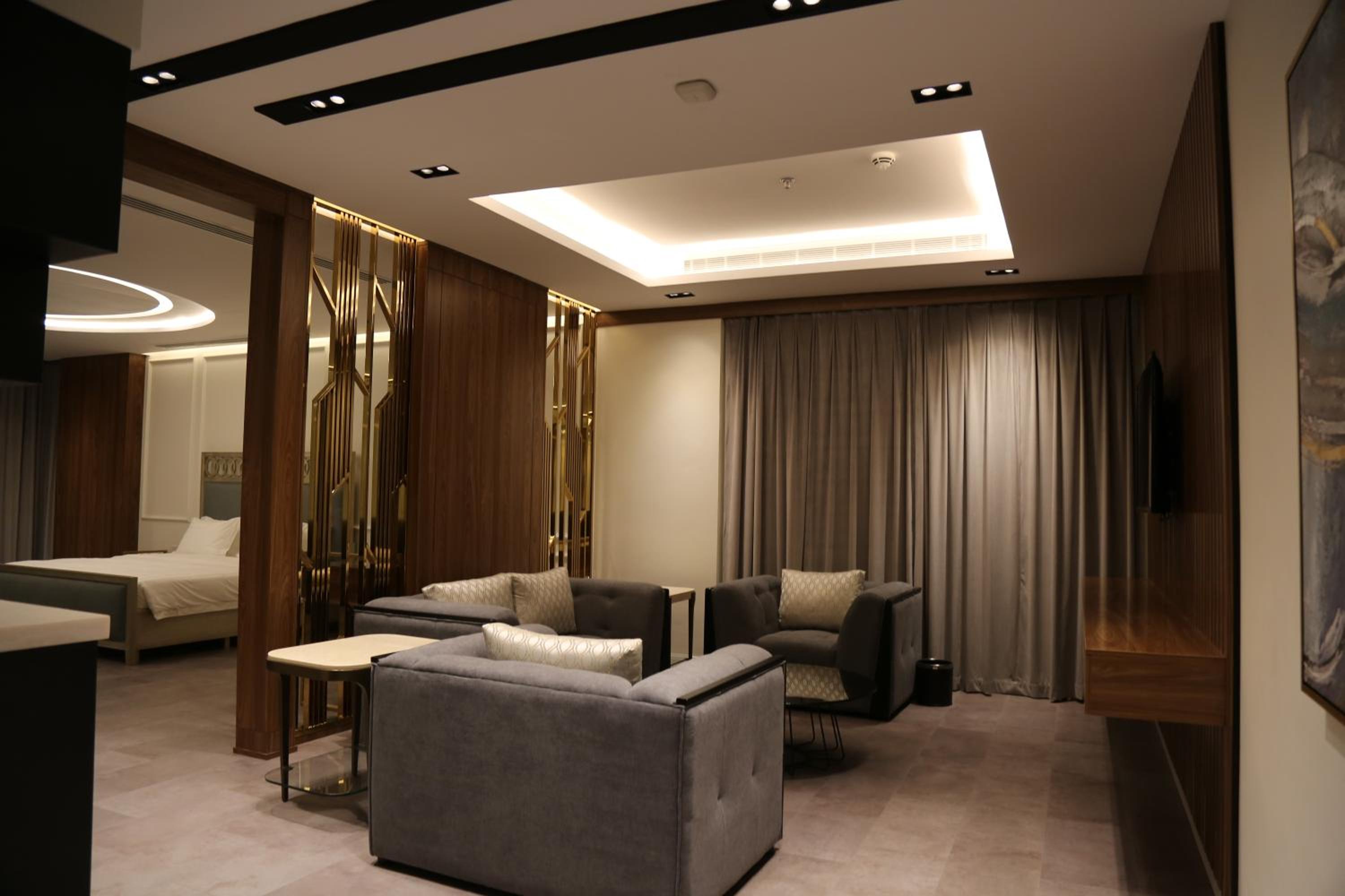 Executive Suite