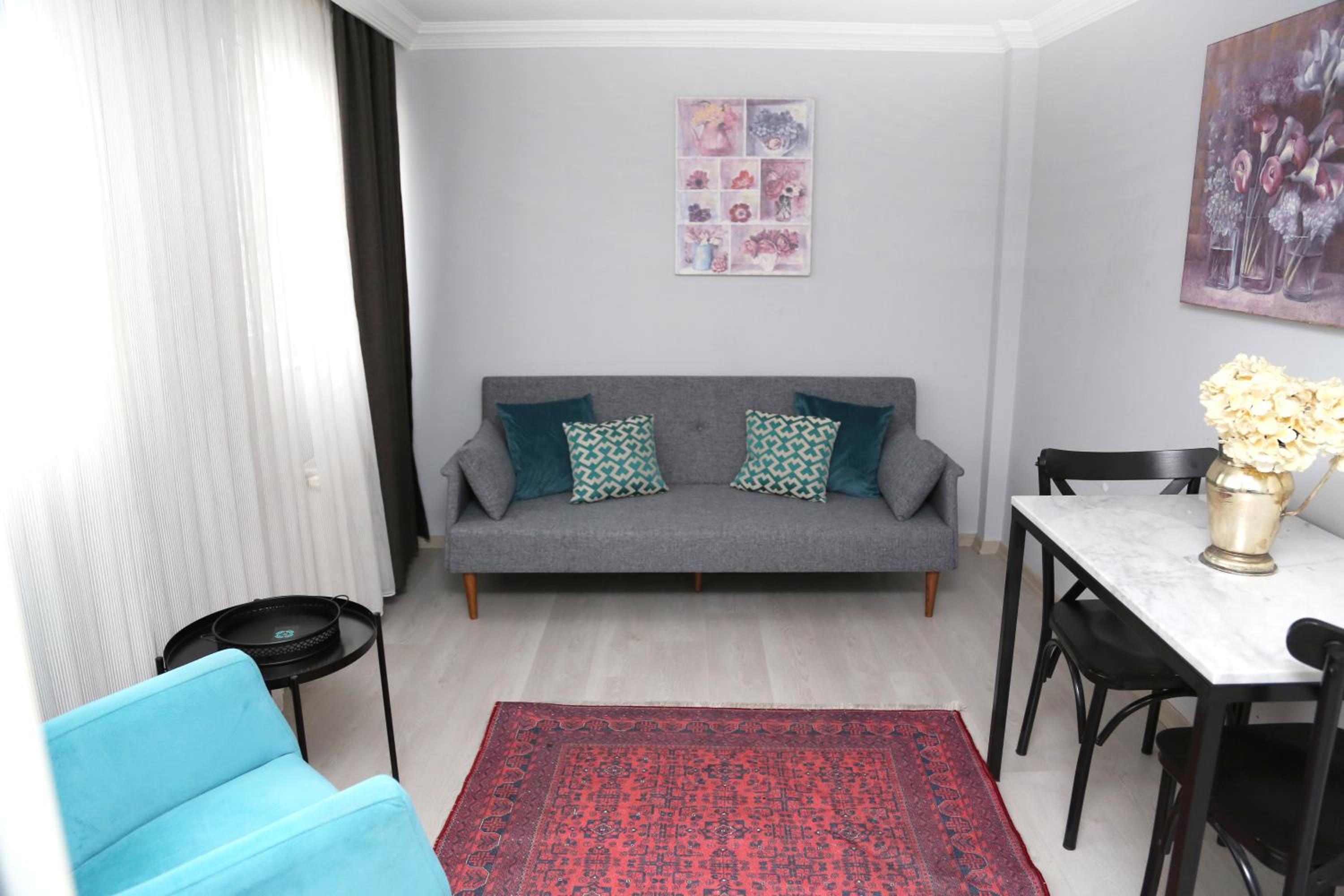 Superior One-Bedroom Apartment photo 1