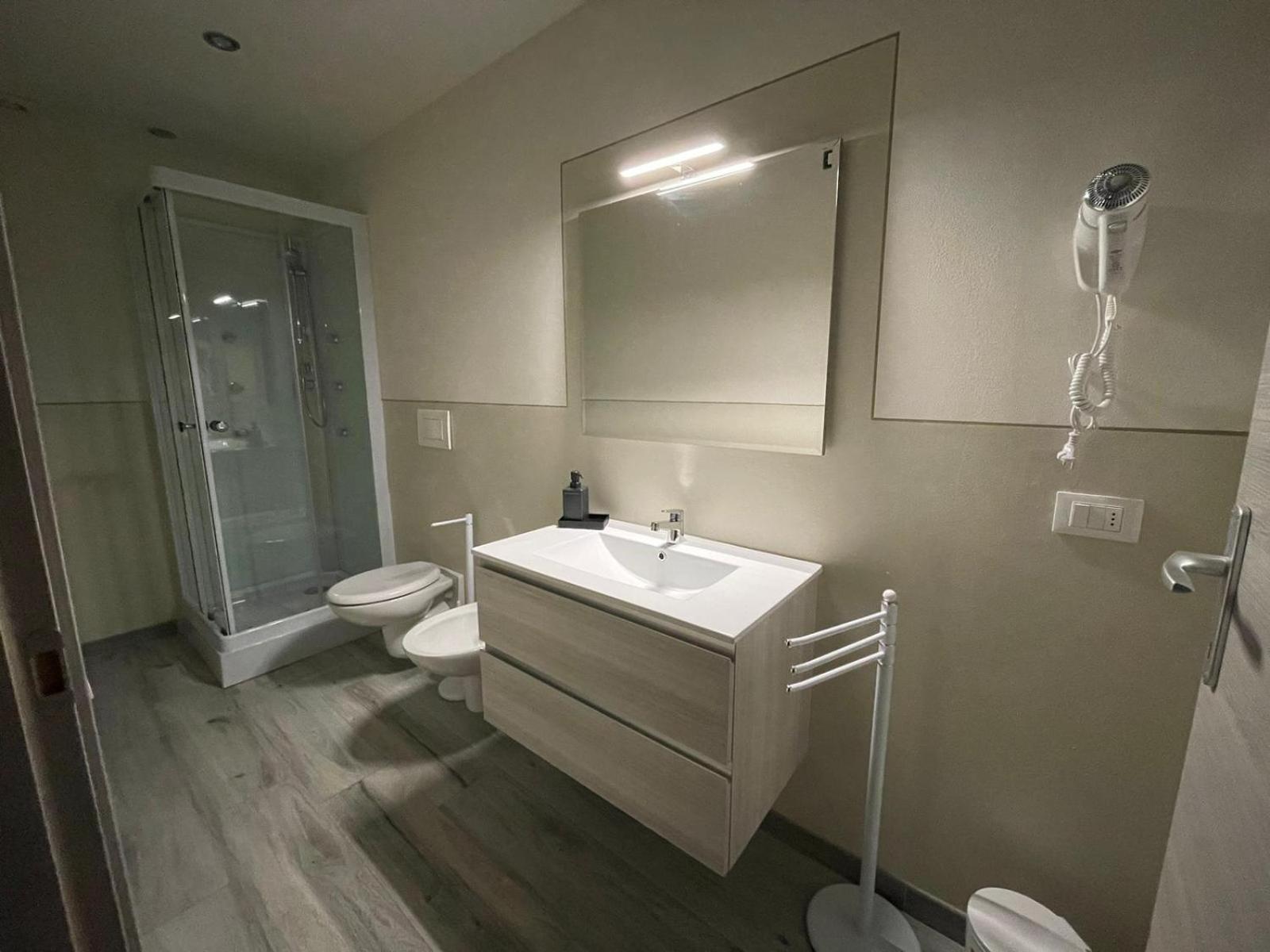 Triple Room with Private Bathroom photo 2