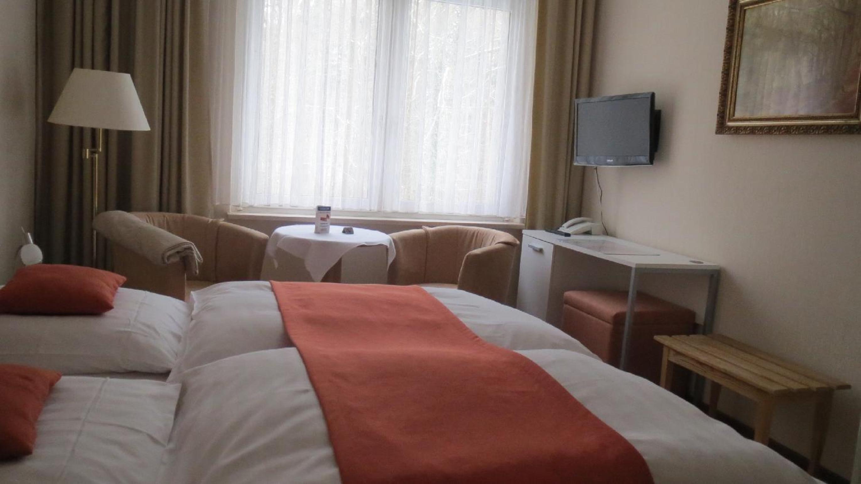 Standard Double Room photo 3