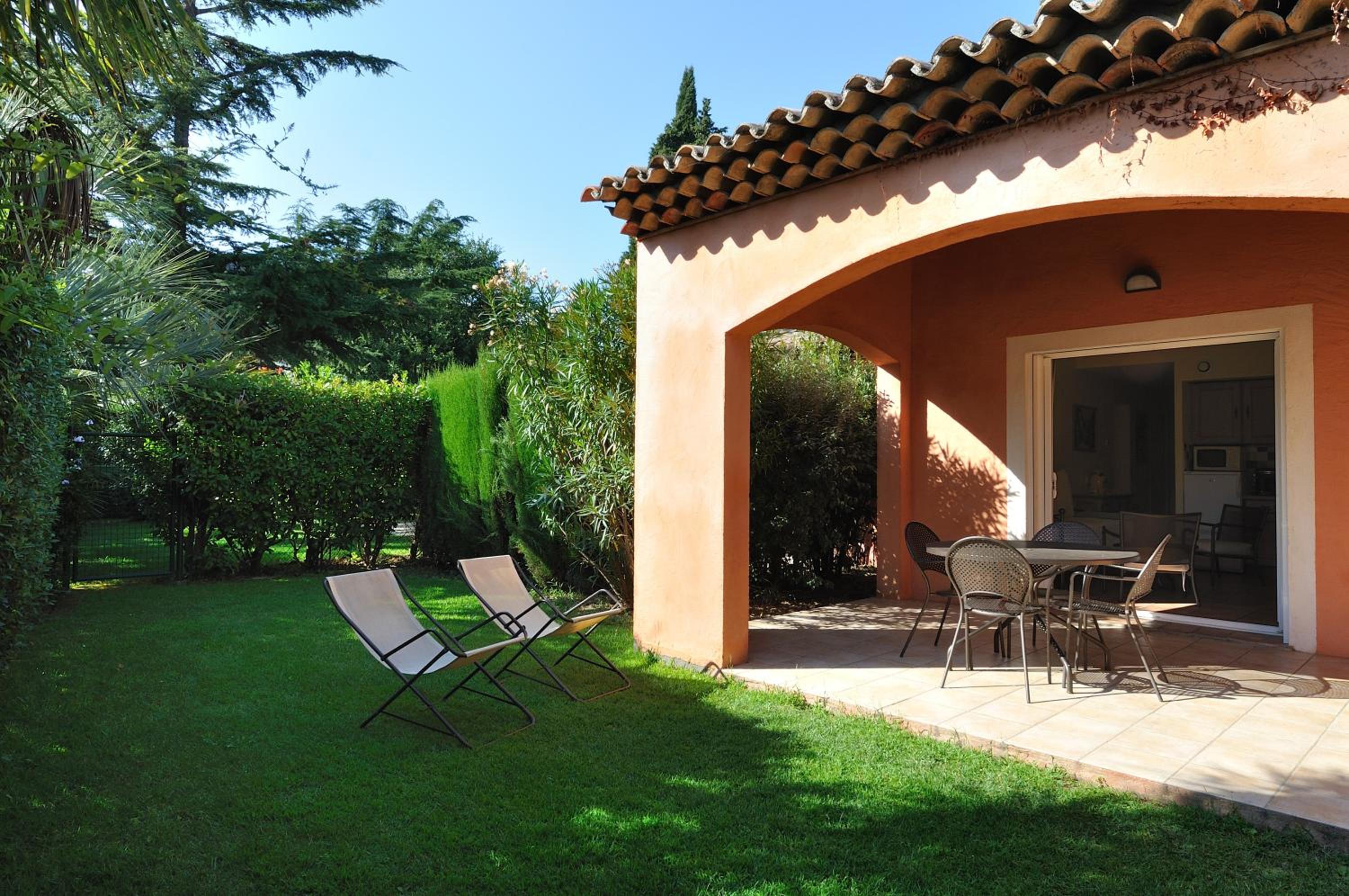 One-Bedroom Villa photo 1