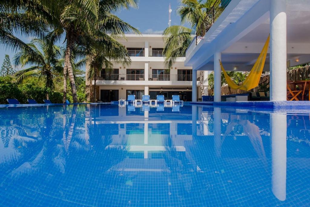 Villa photo 2