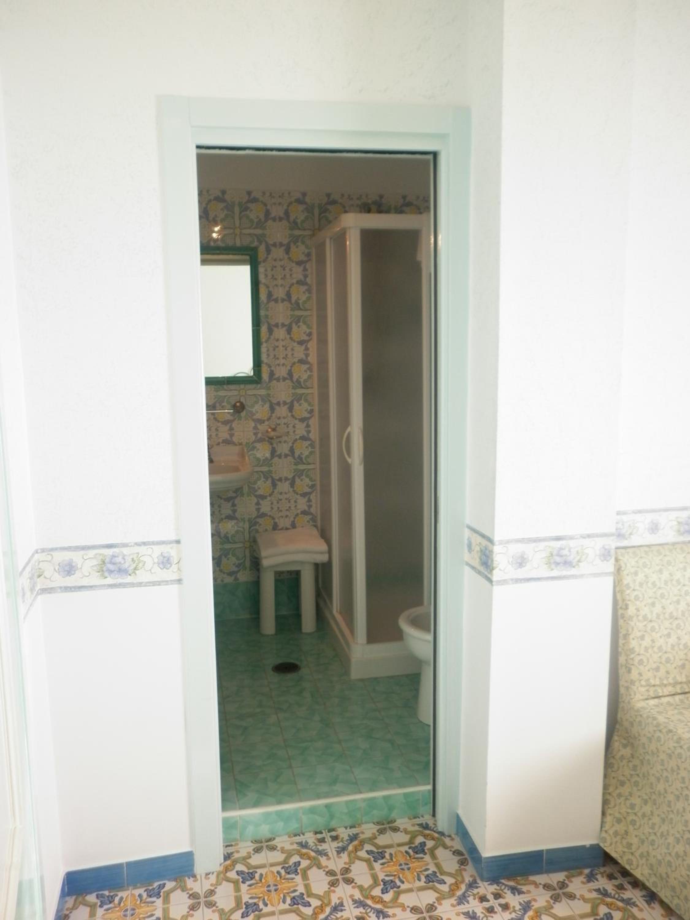 Double Room with Sea View - Photo 14