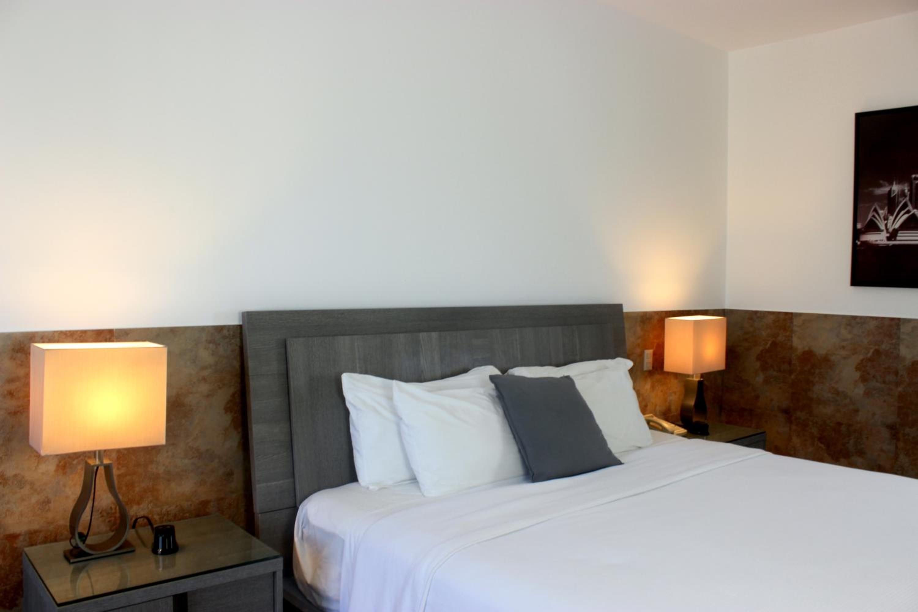 Superior King Room photo 2