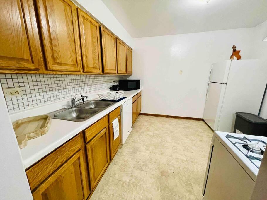 Two-Bedroom Apartment photo 3