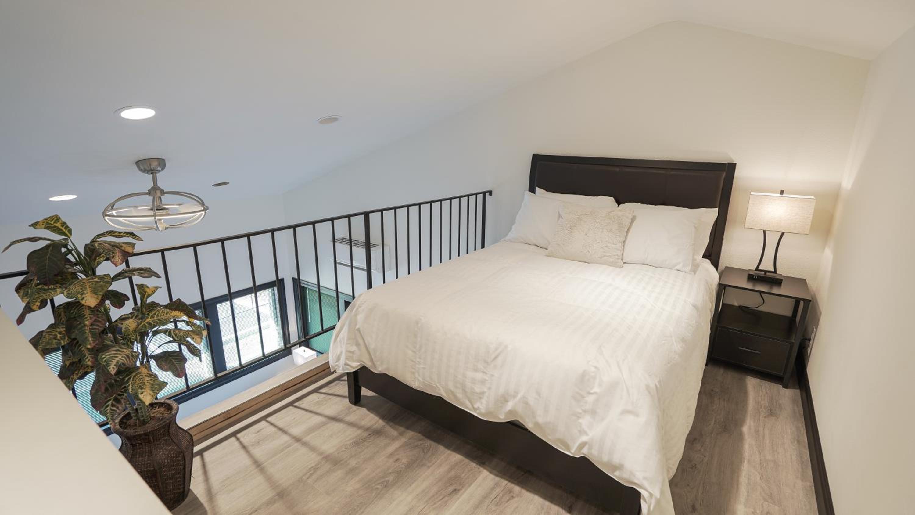 Deluxe Double Room (1 adult + 1 child) photo 2