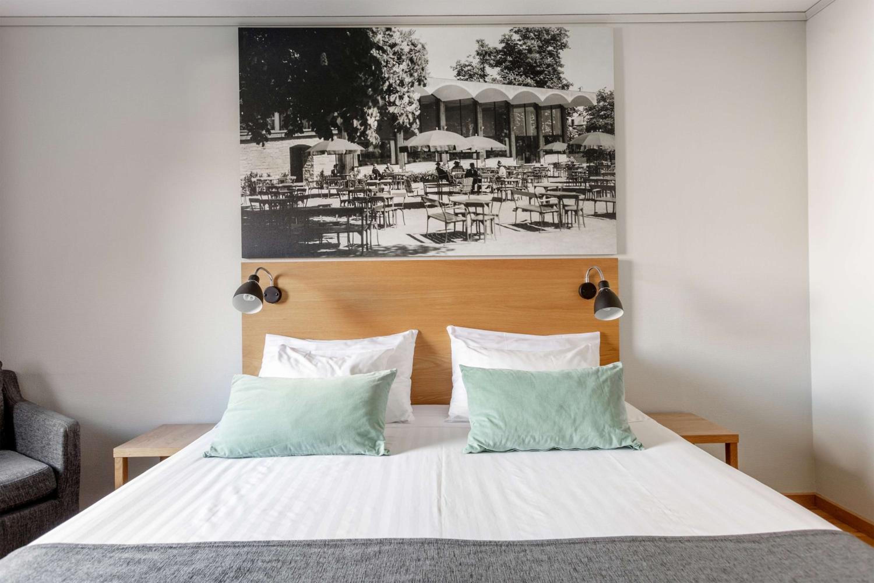 Standard Double Room - Non-Smoking - Photo 1
