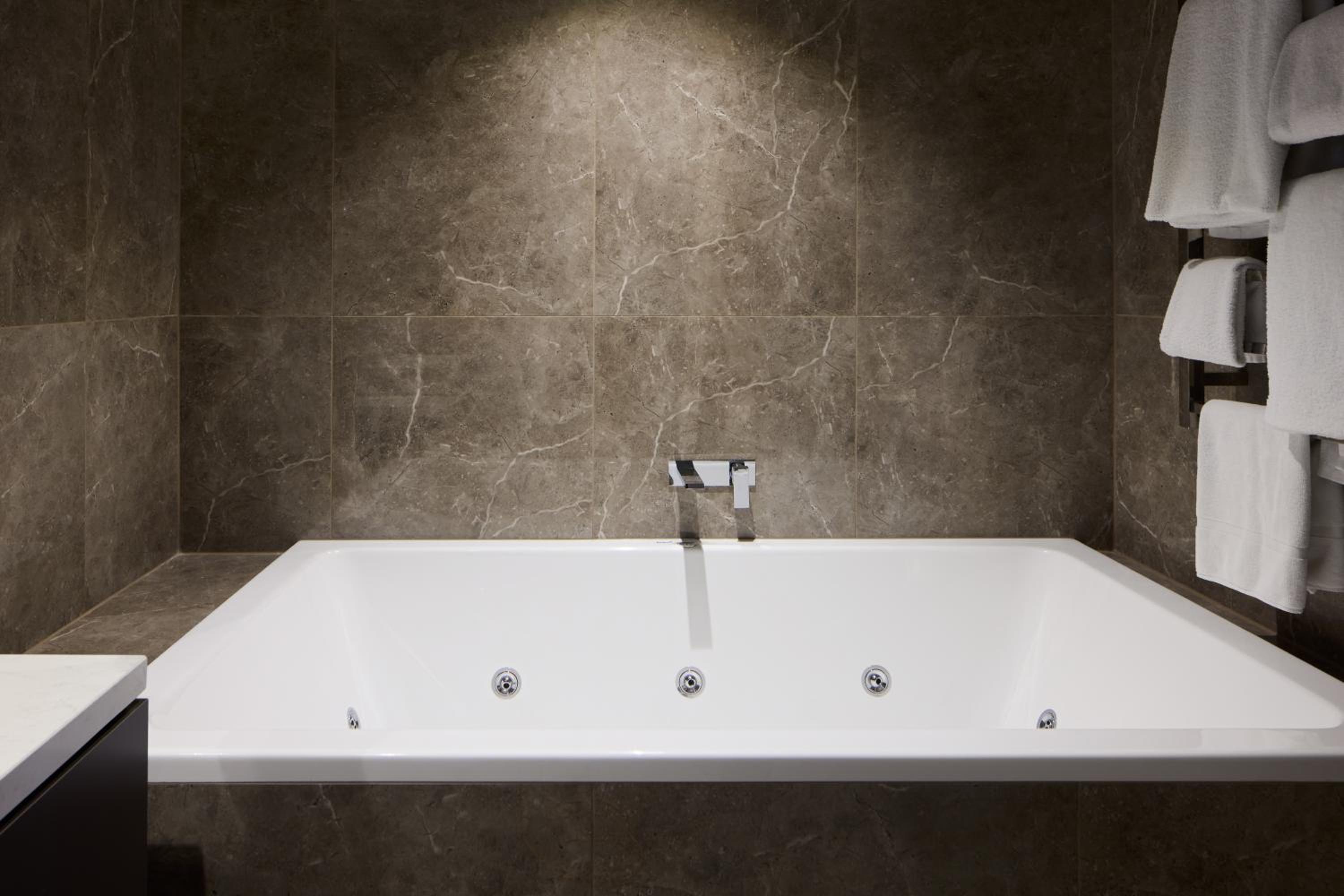 North Terrace Studio Suite - Photo 2
