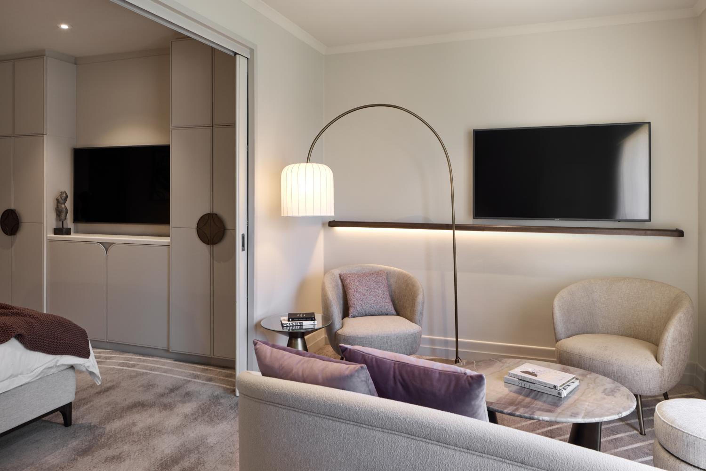 North Terrace Studio Suite - Photo 11