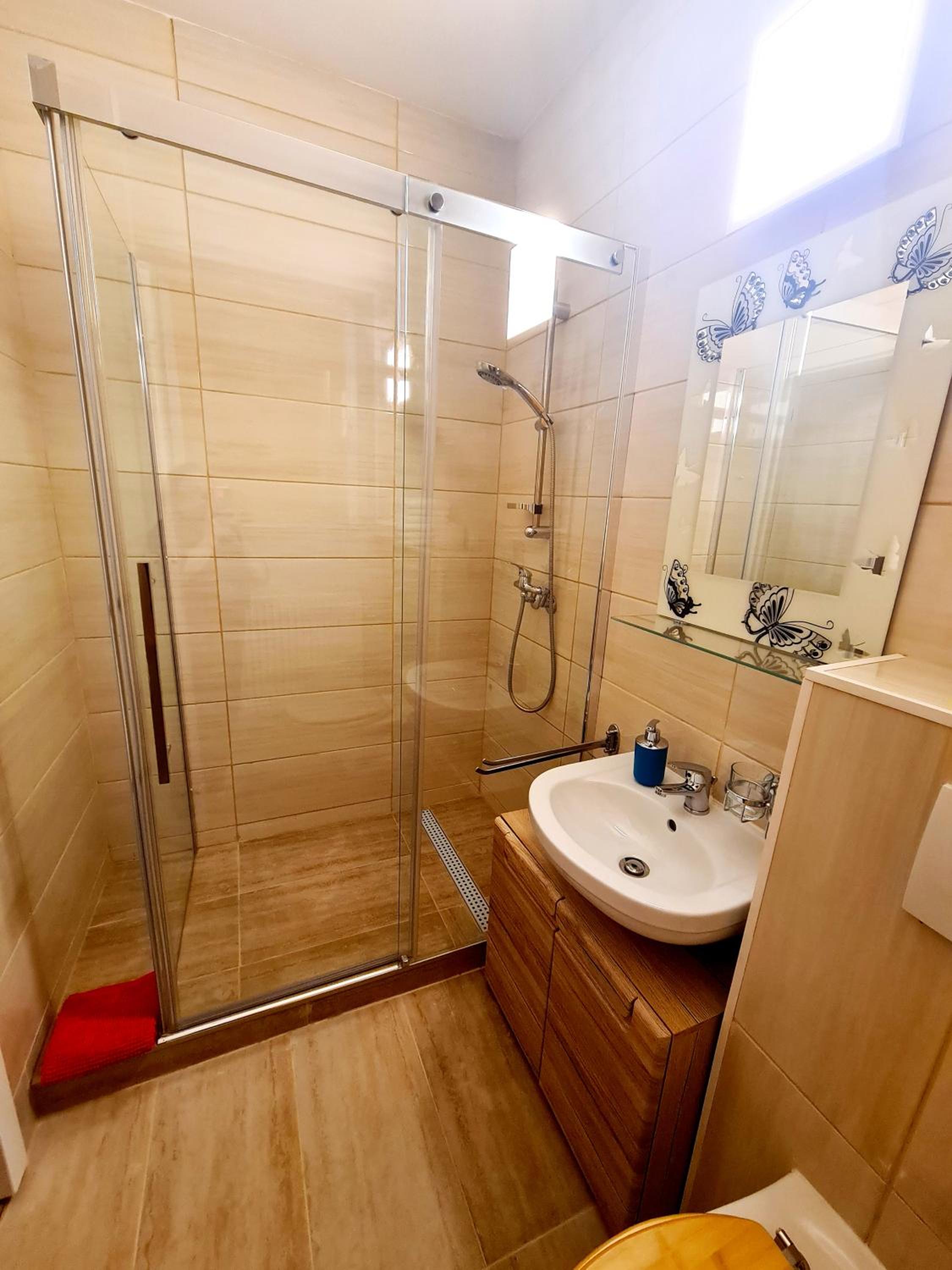 Superior Triple Room - Photo 9