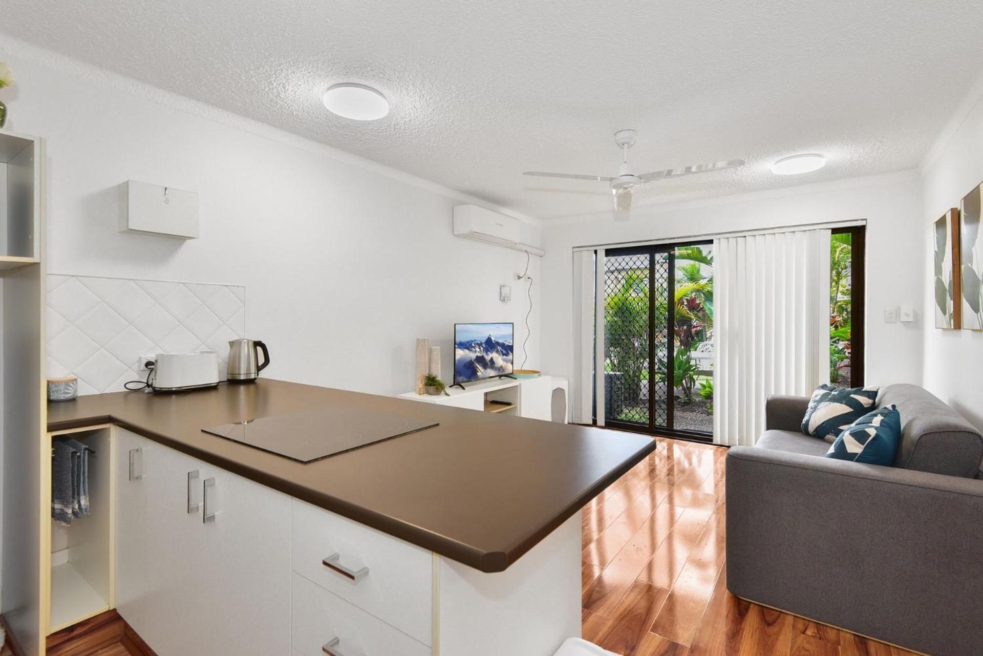 Apartment photo 1