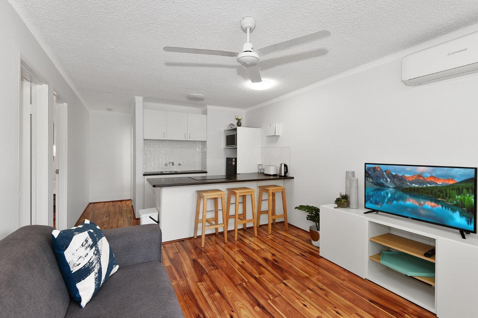 Apartment photo 3