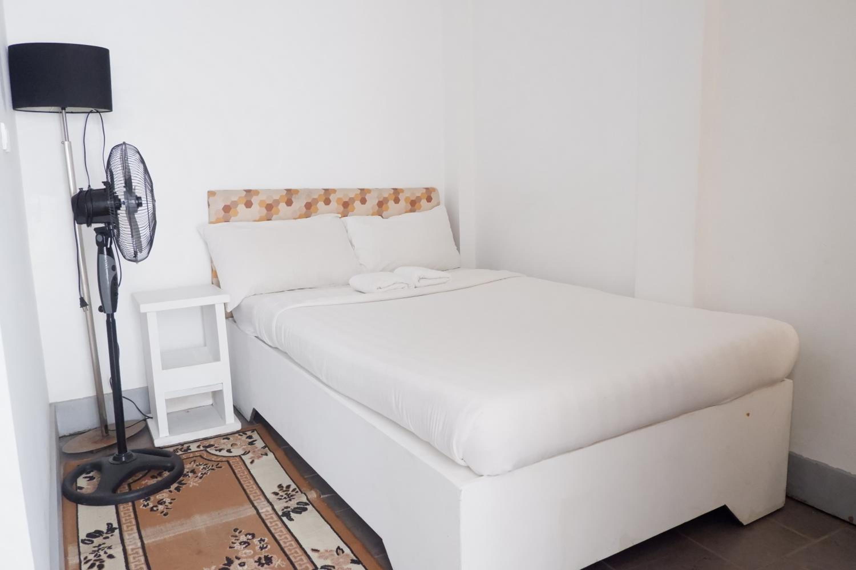 Standard Double Room - Photo 2