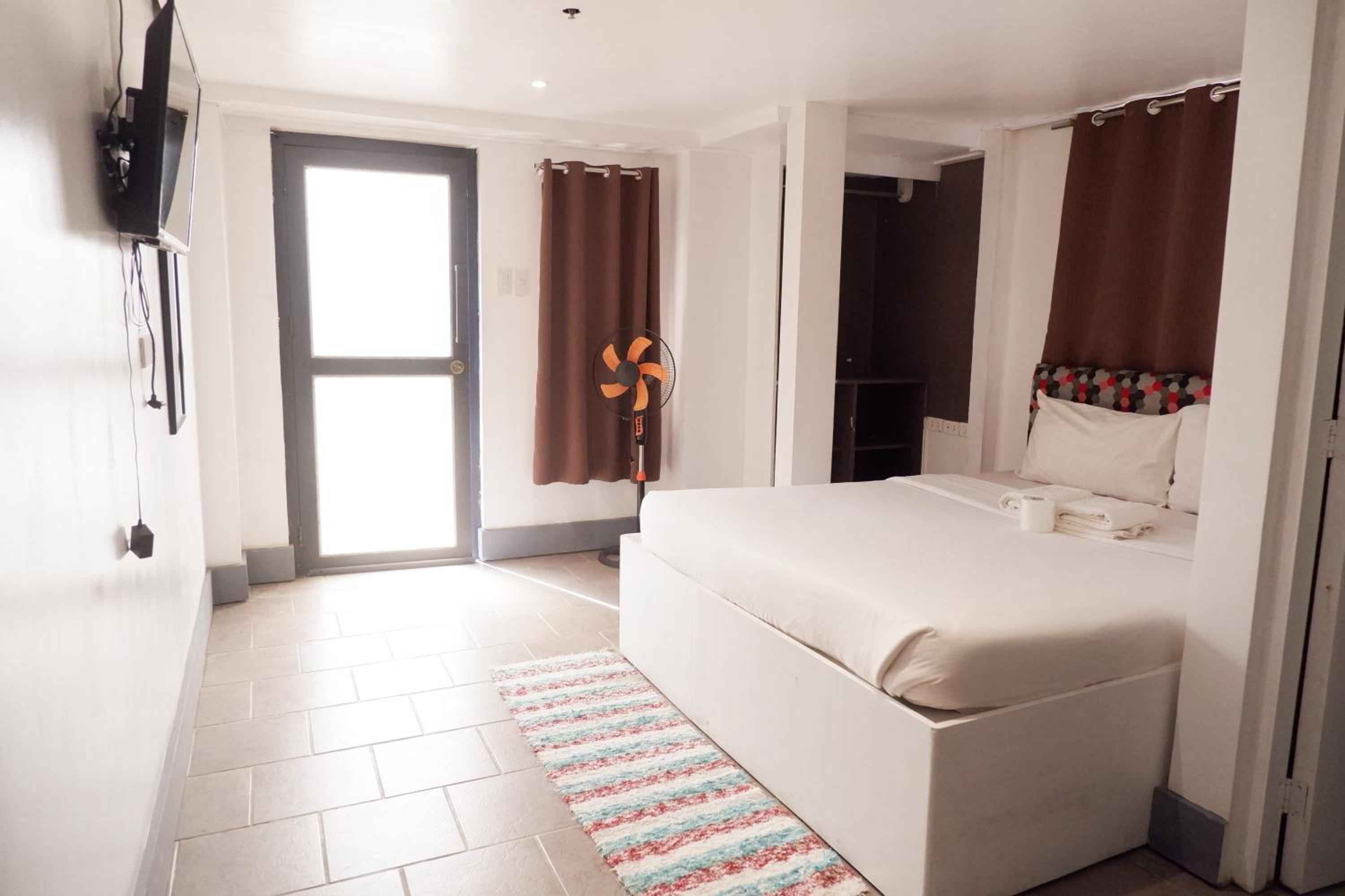 Standard Double Room - Photo 1