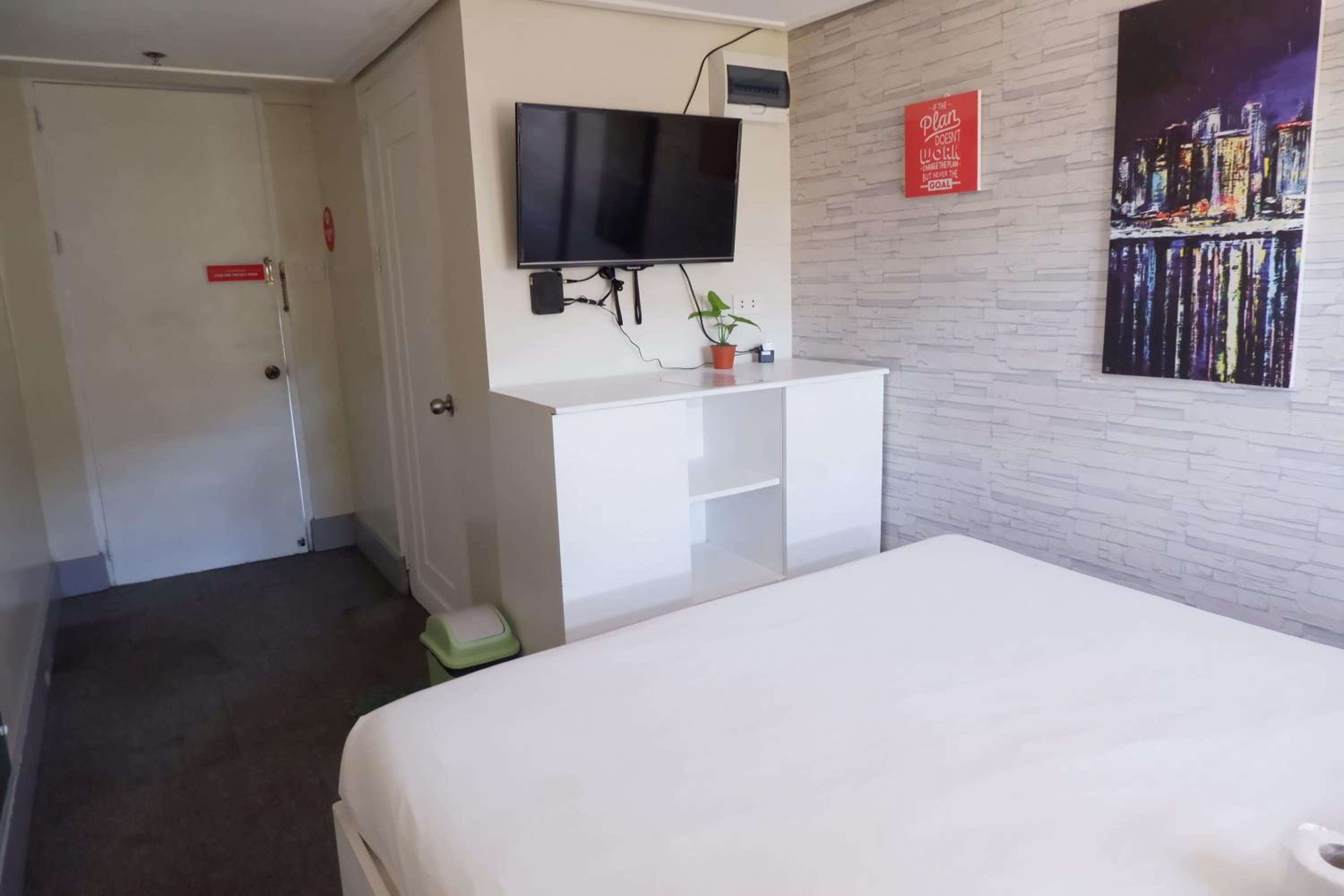 Deluxe Double Room - Photo 1