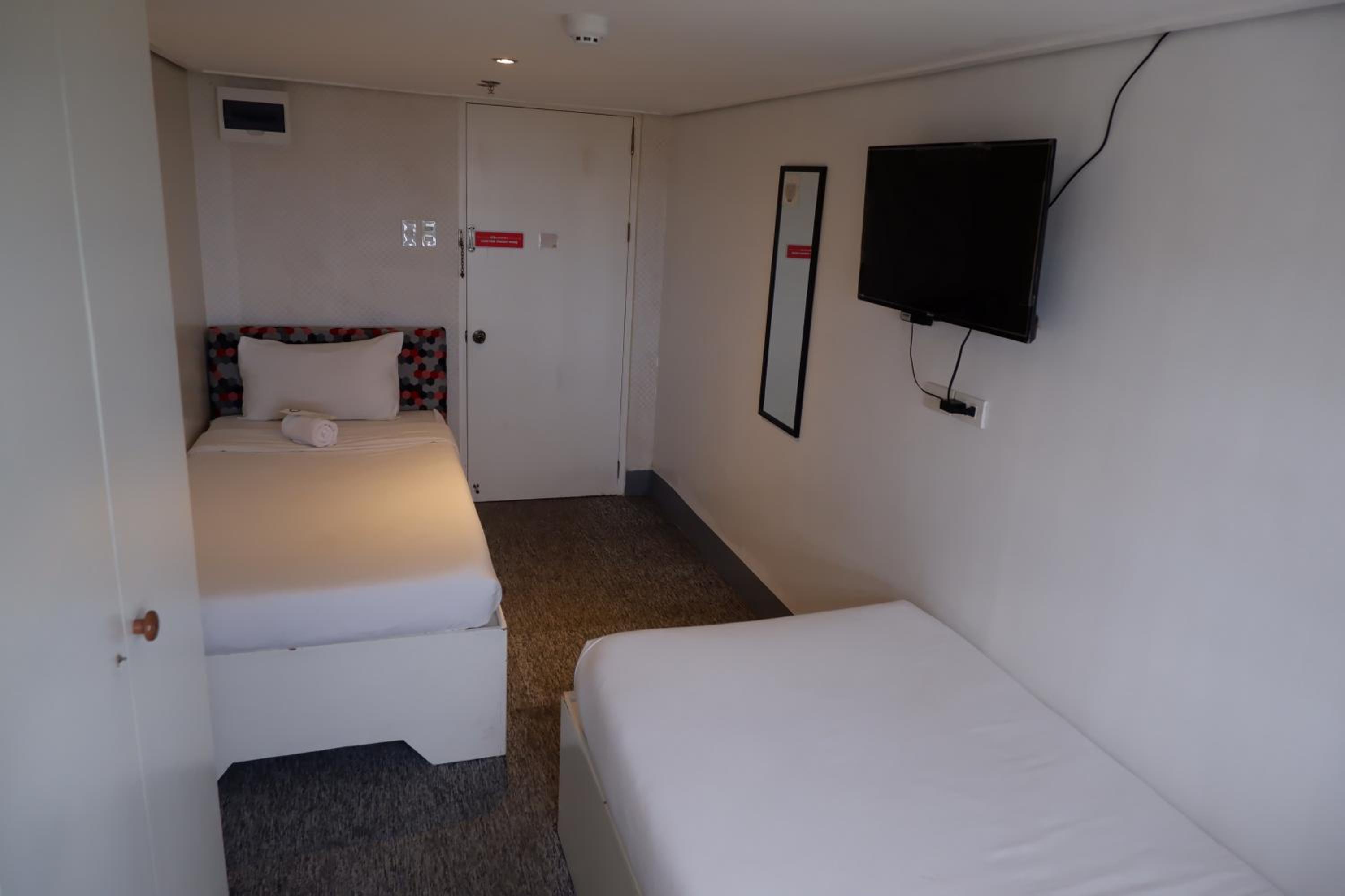 Deluxe Twin Room - Photo 3