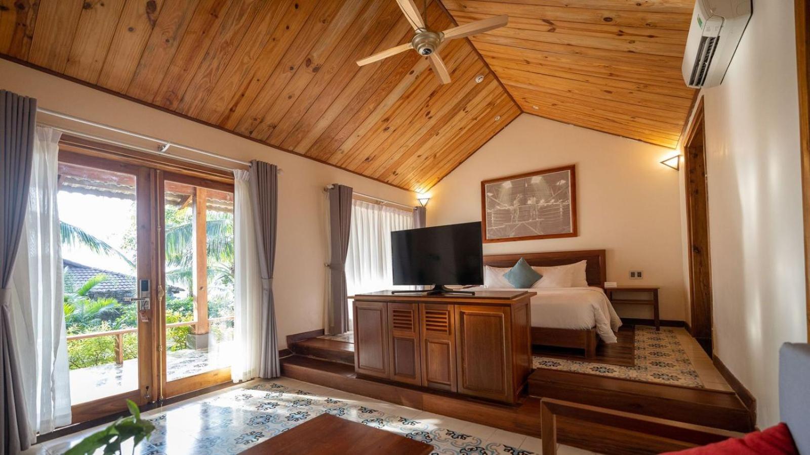 Villa with Garden View photo 3