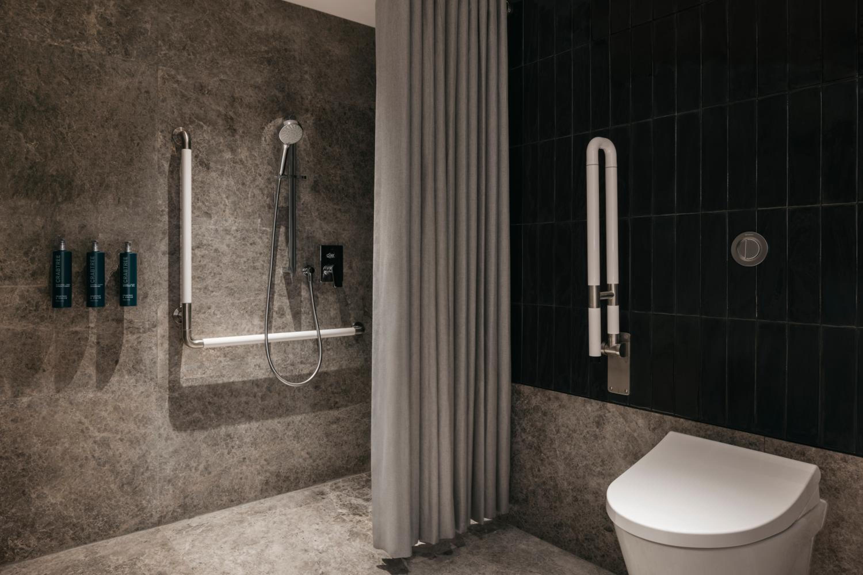King Room - Mobility Accessible