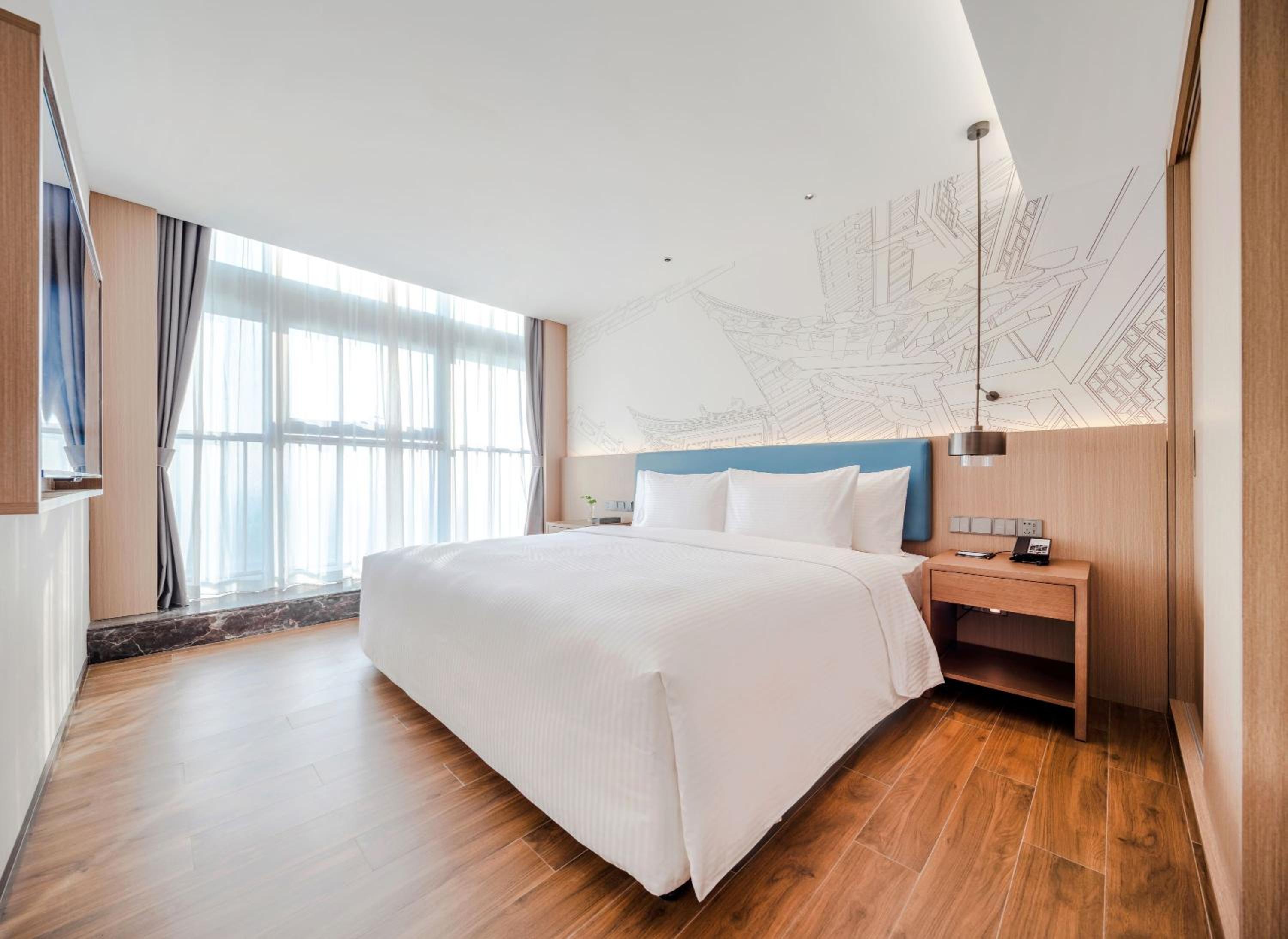 Deluxe Suite photo 1