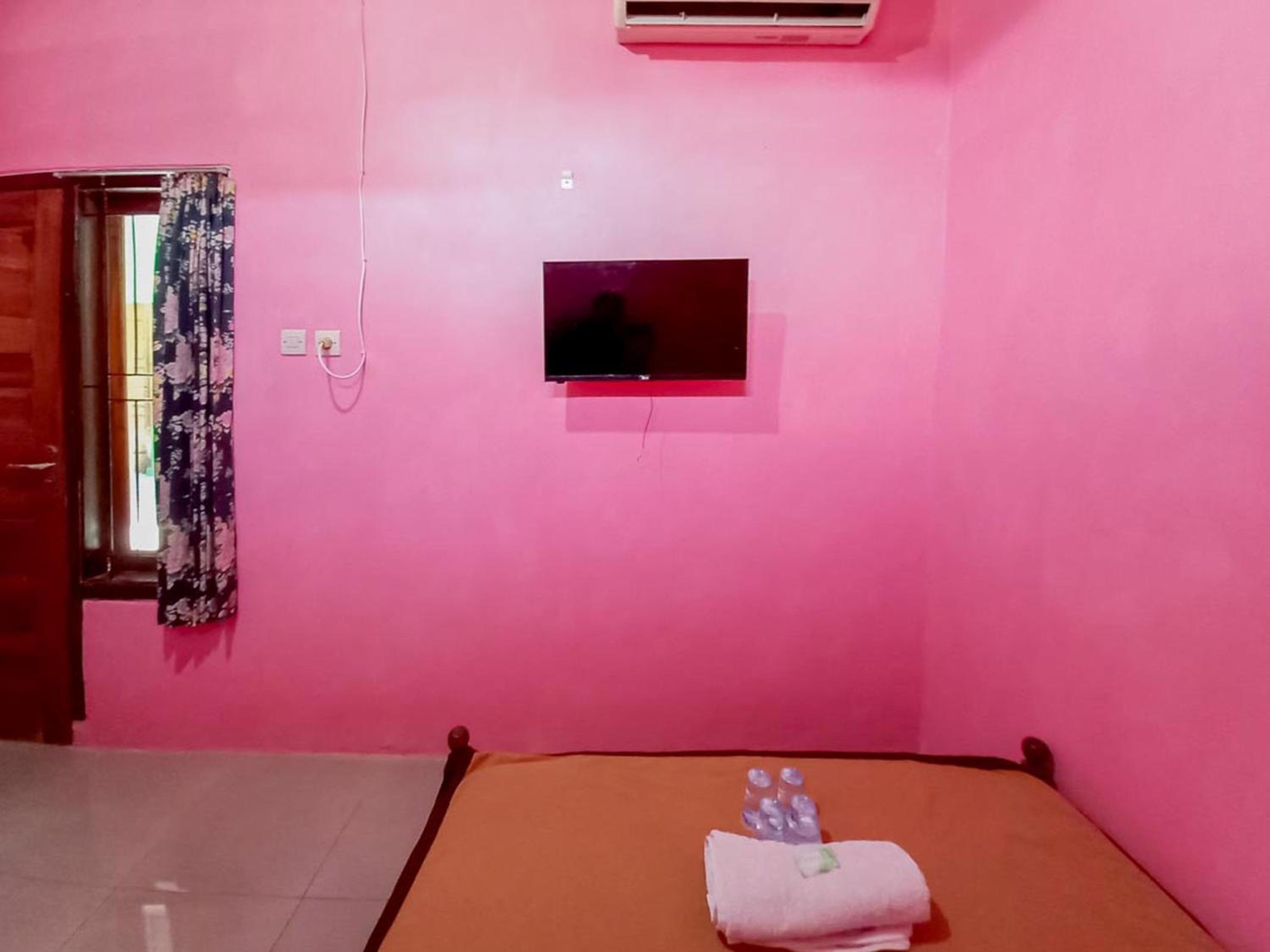 Standard Double Room - Photo 5