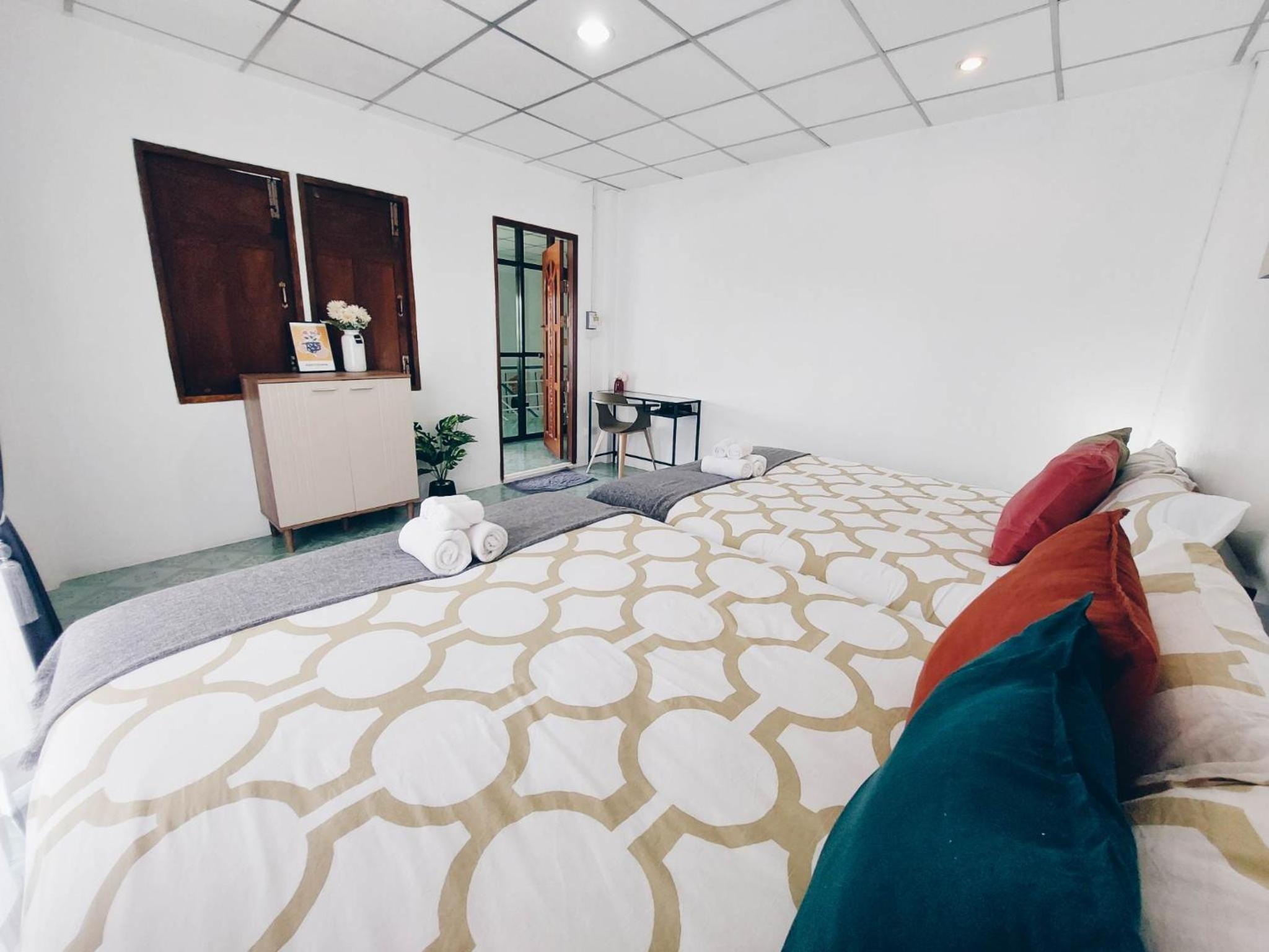 Family Suite - Photo 22