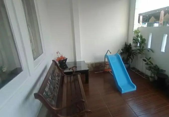 Two-Bedroom House - Photo 8
