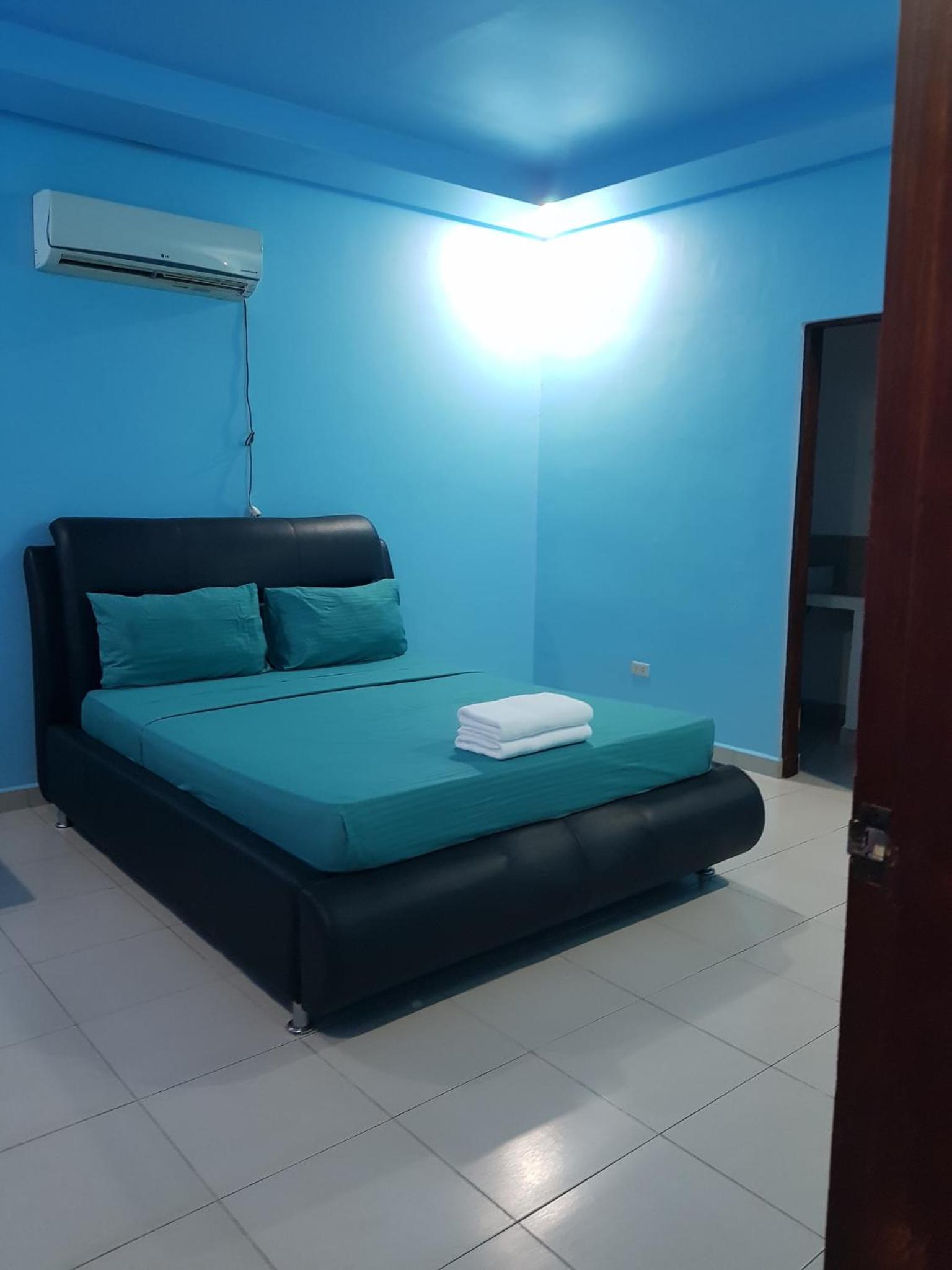 Deluxe King Room photo 3