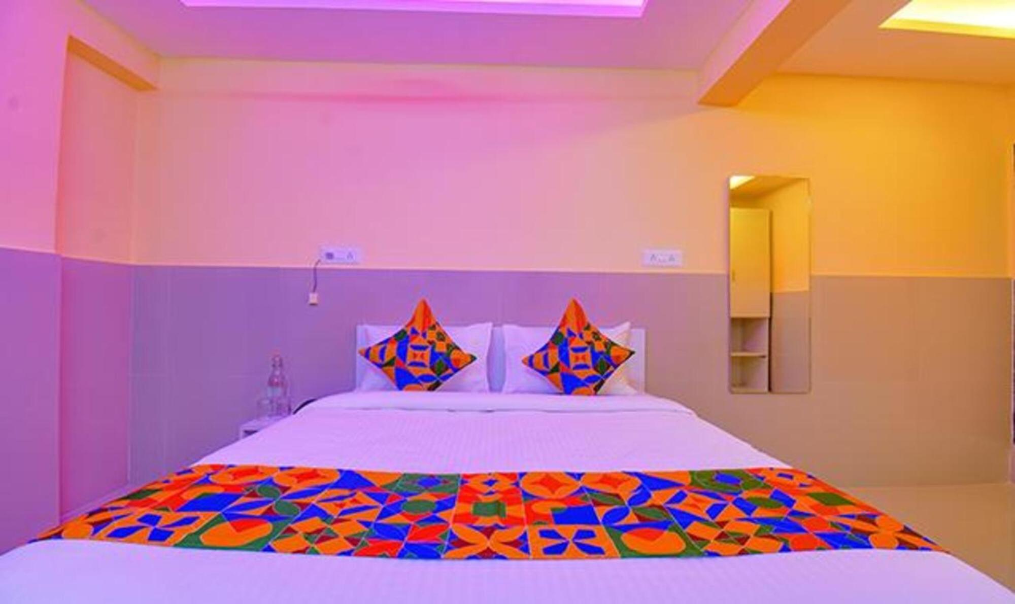 Deluxe Room - Photo 4