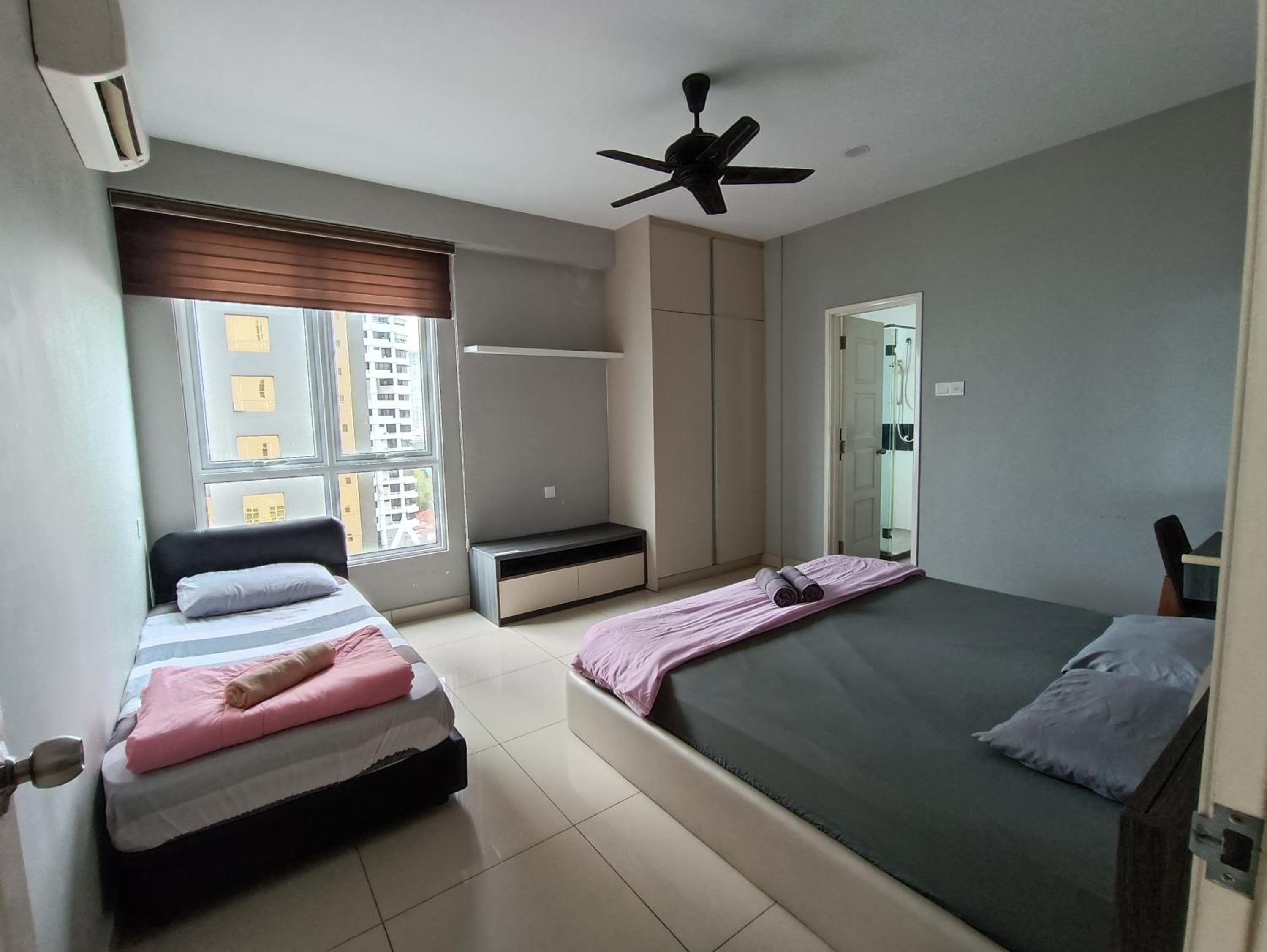 Double Room with Private Bathroom