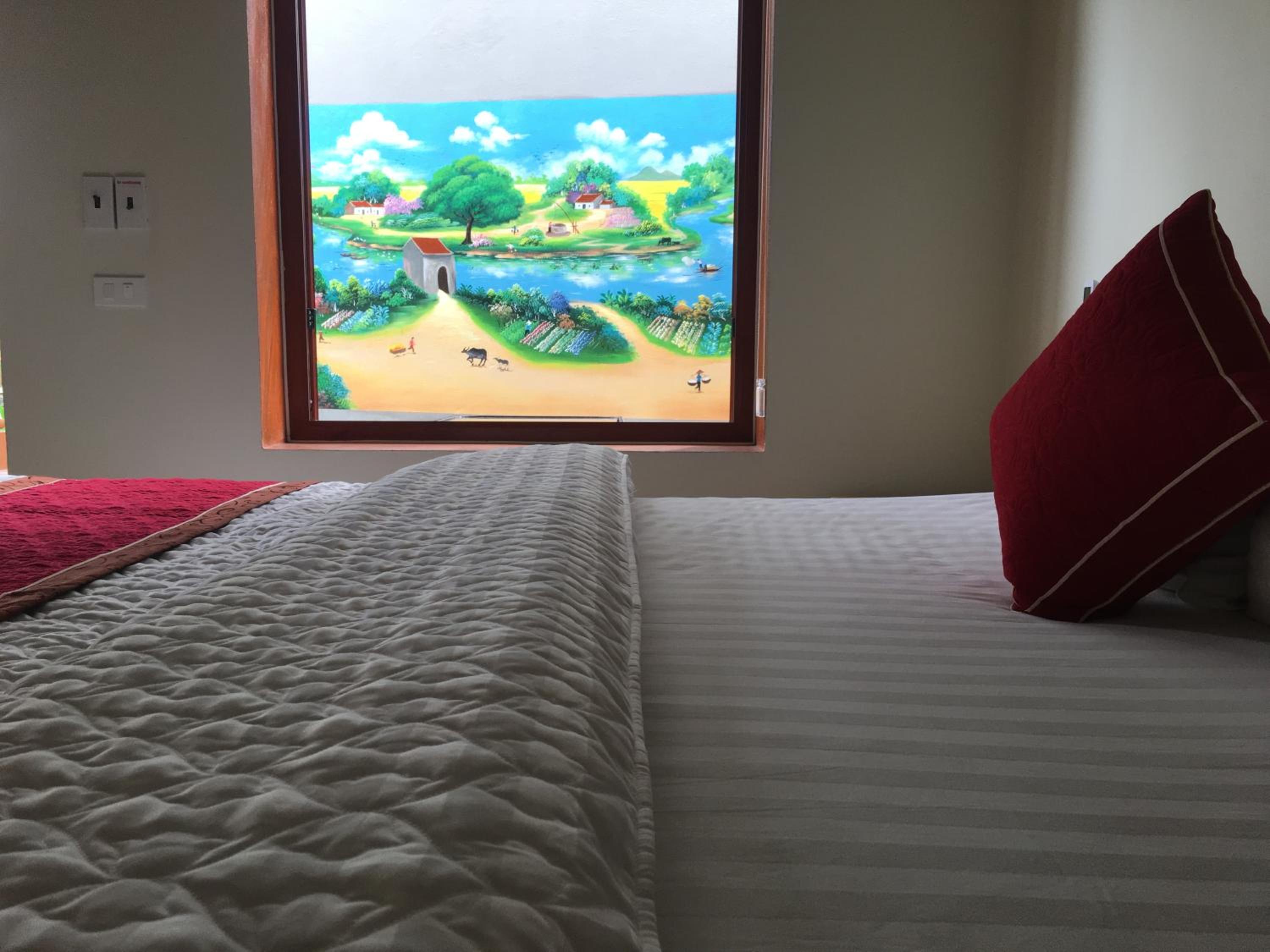 Deluxe King Room photo 1