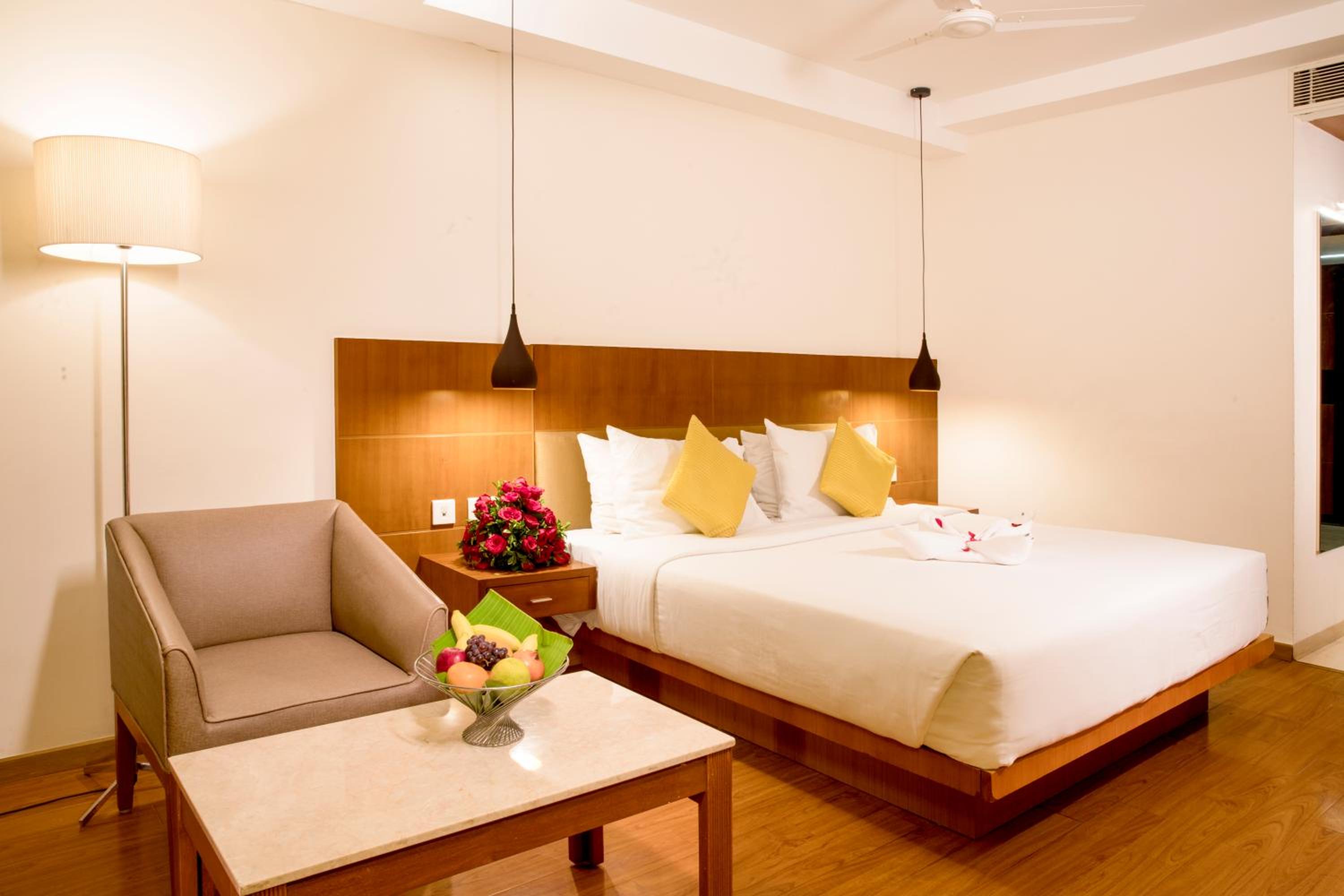 Deluxe King Room photo 2