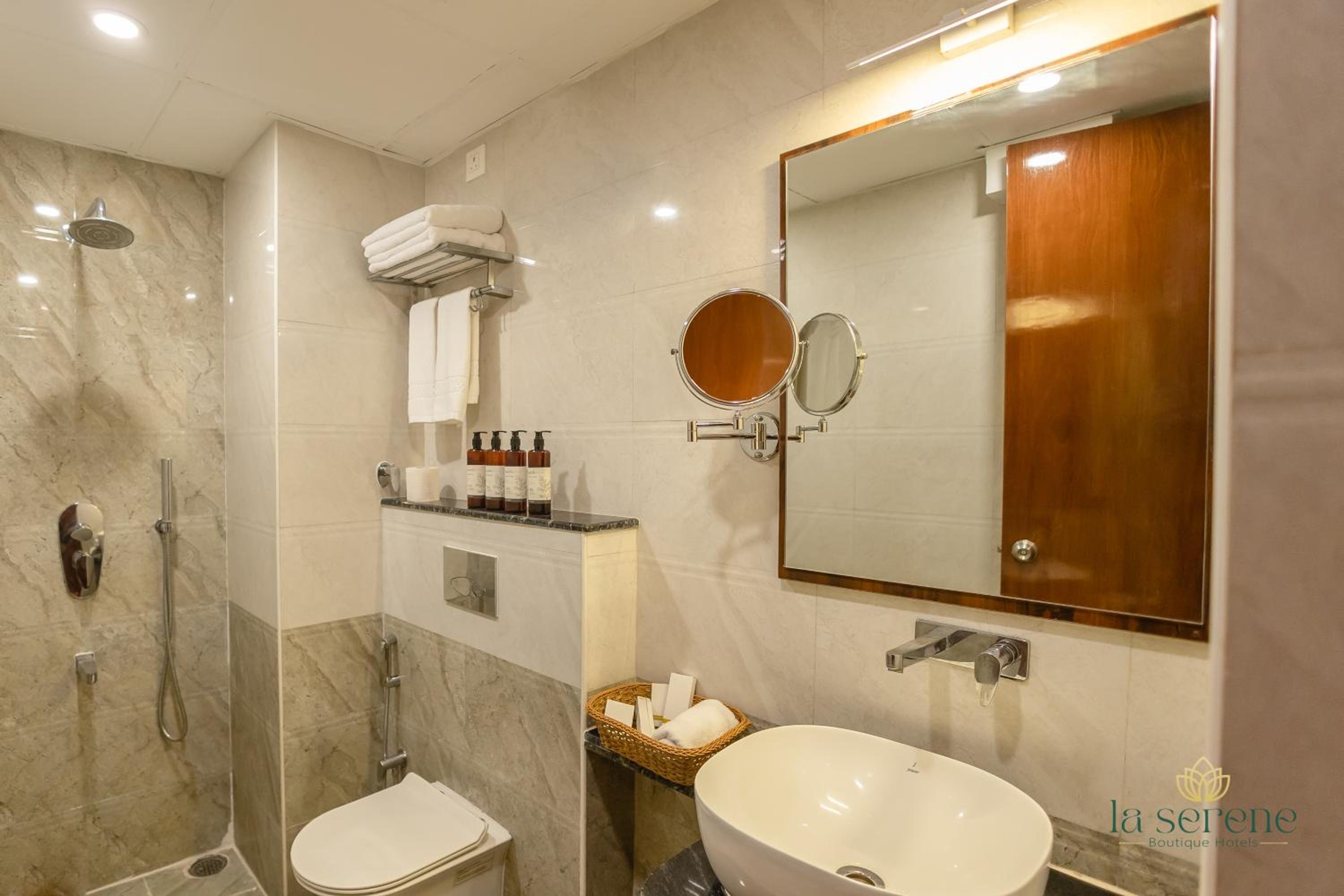 Deluxe Double Room - Photo 3