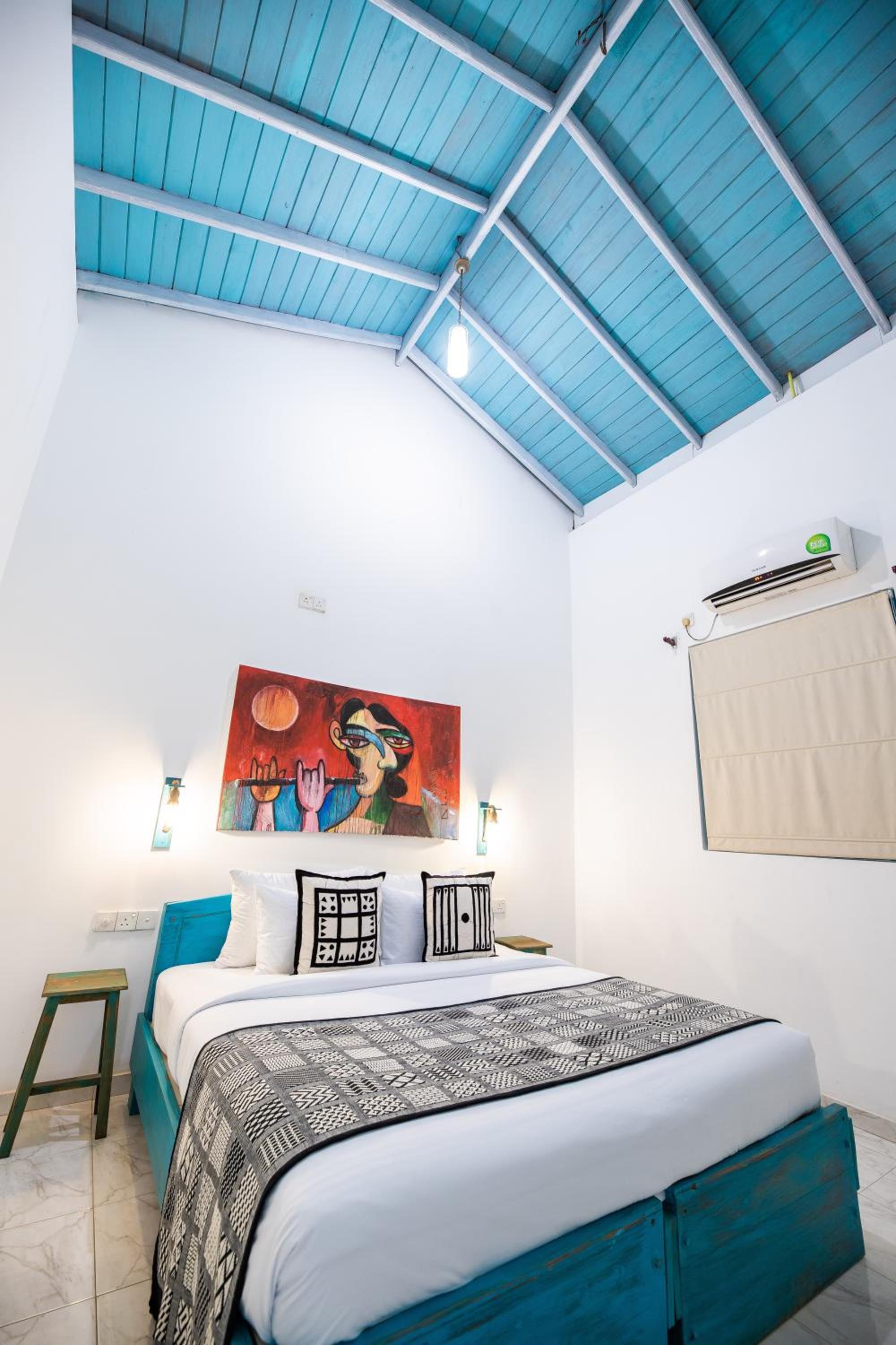 Moi Twin Room 