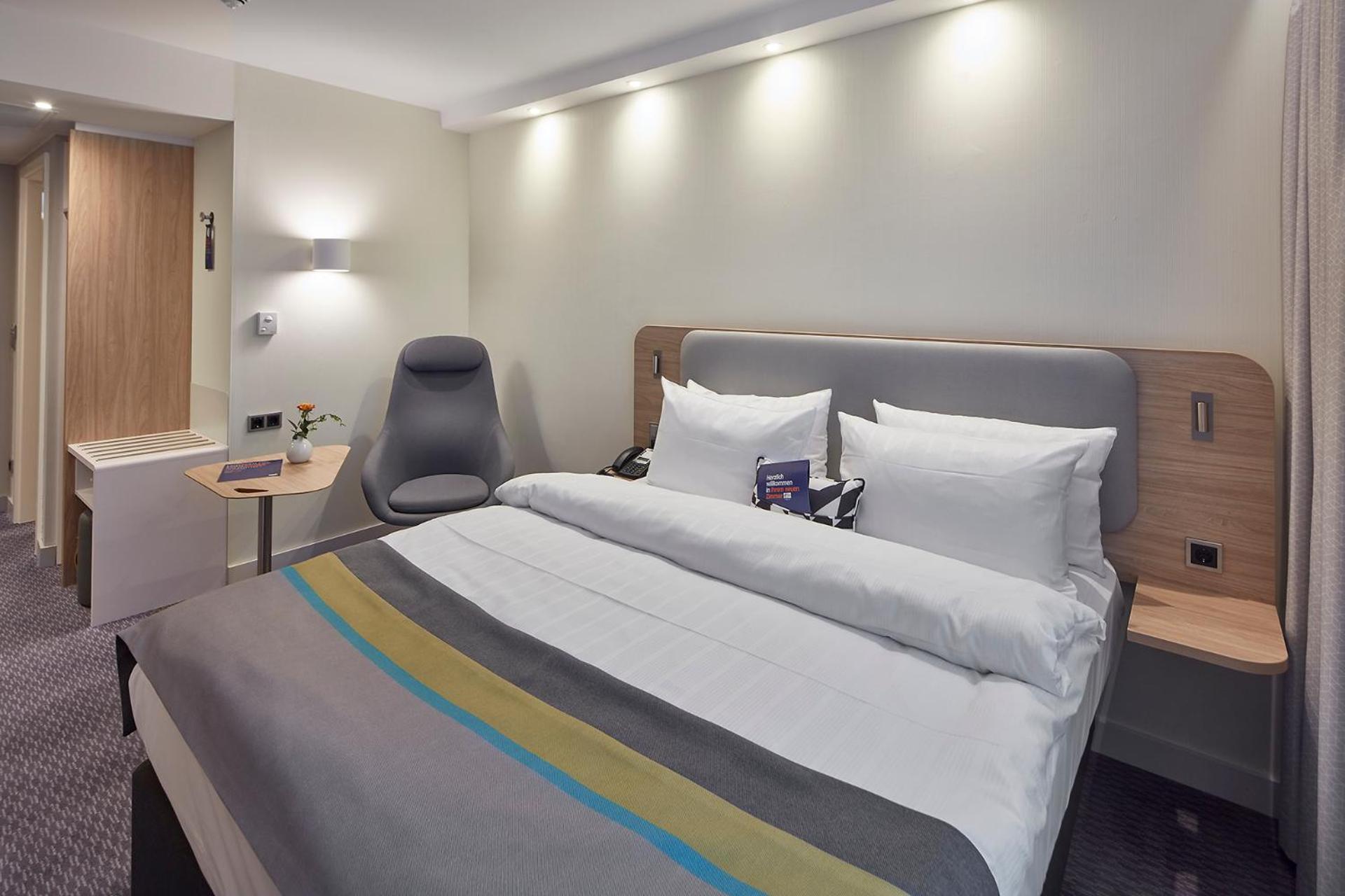 Standard Room photo 2
