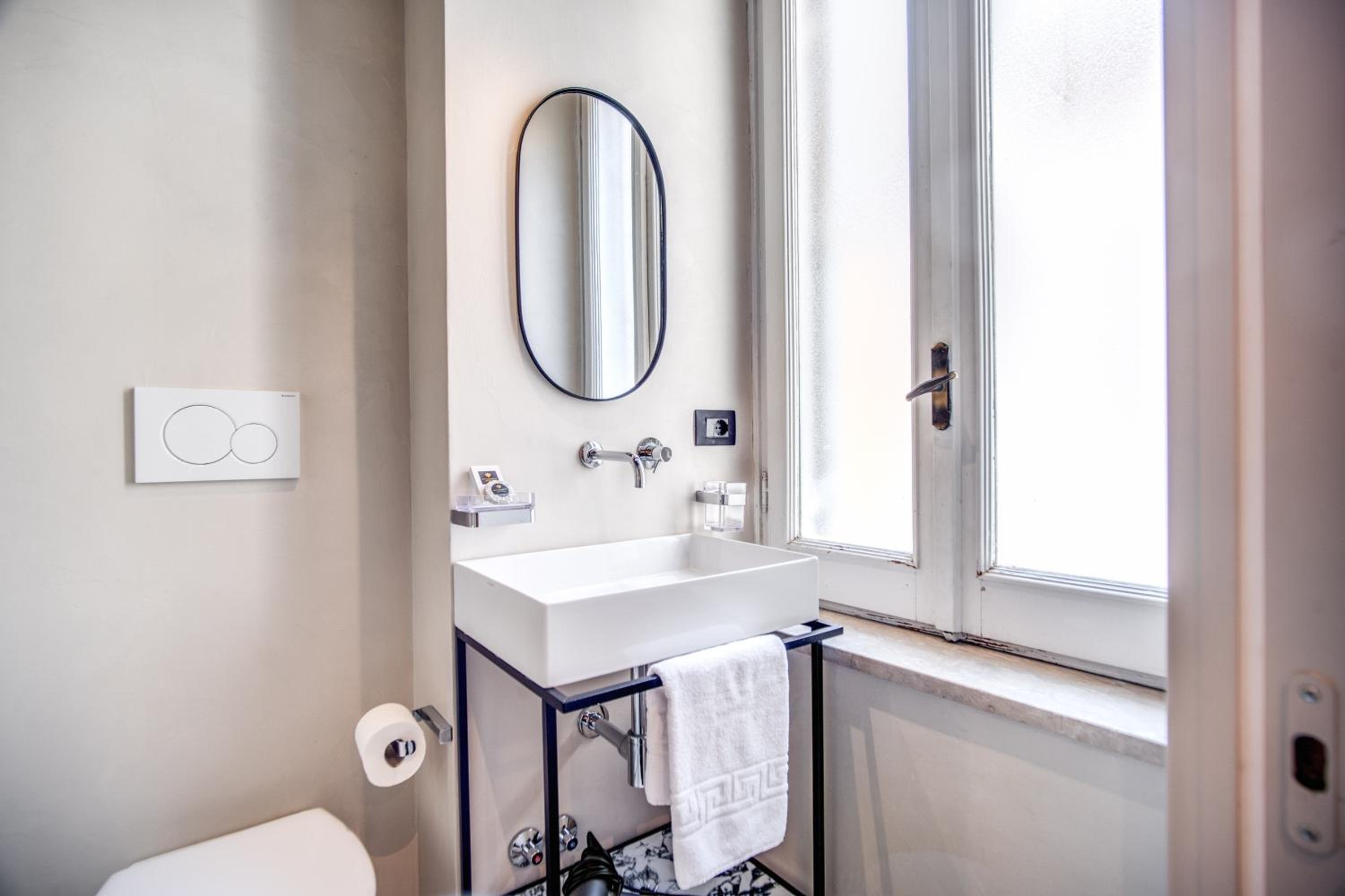 Deluxe Single Room photo 3