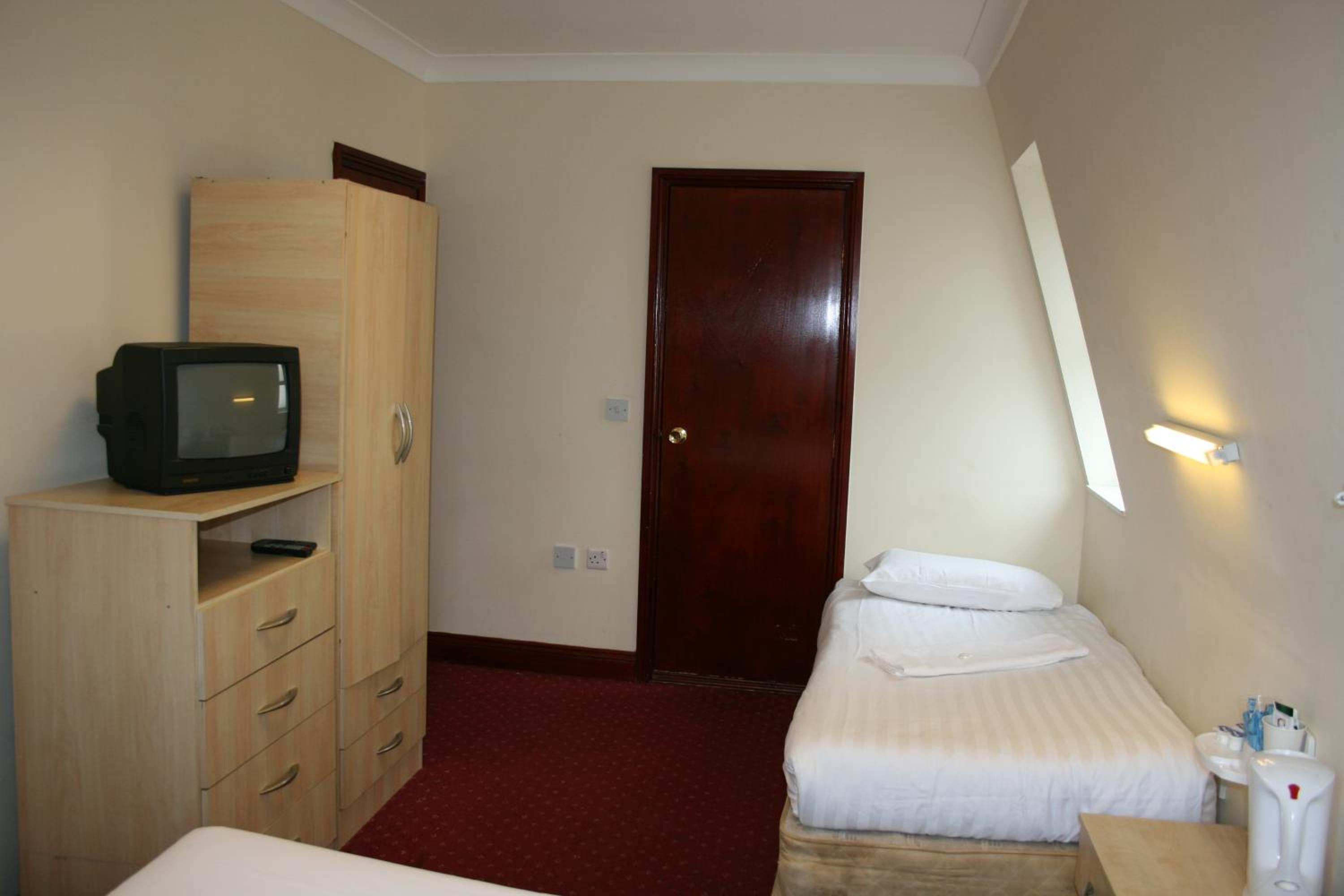 Triple Room photo 3